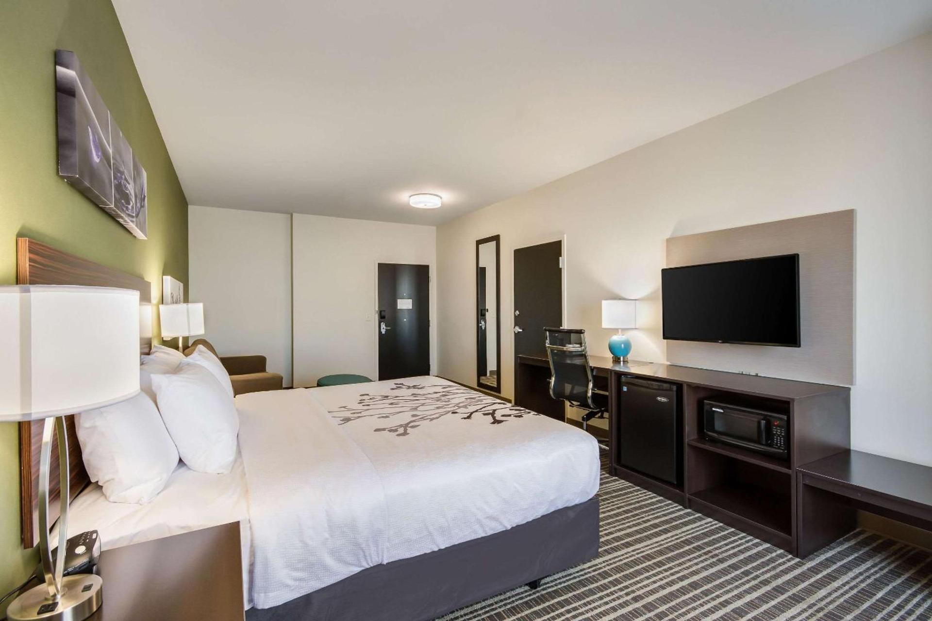 Sleep Inn & Suites Yukon Oklahoma City photo 32