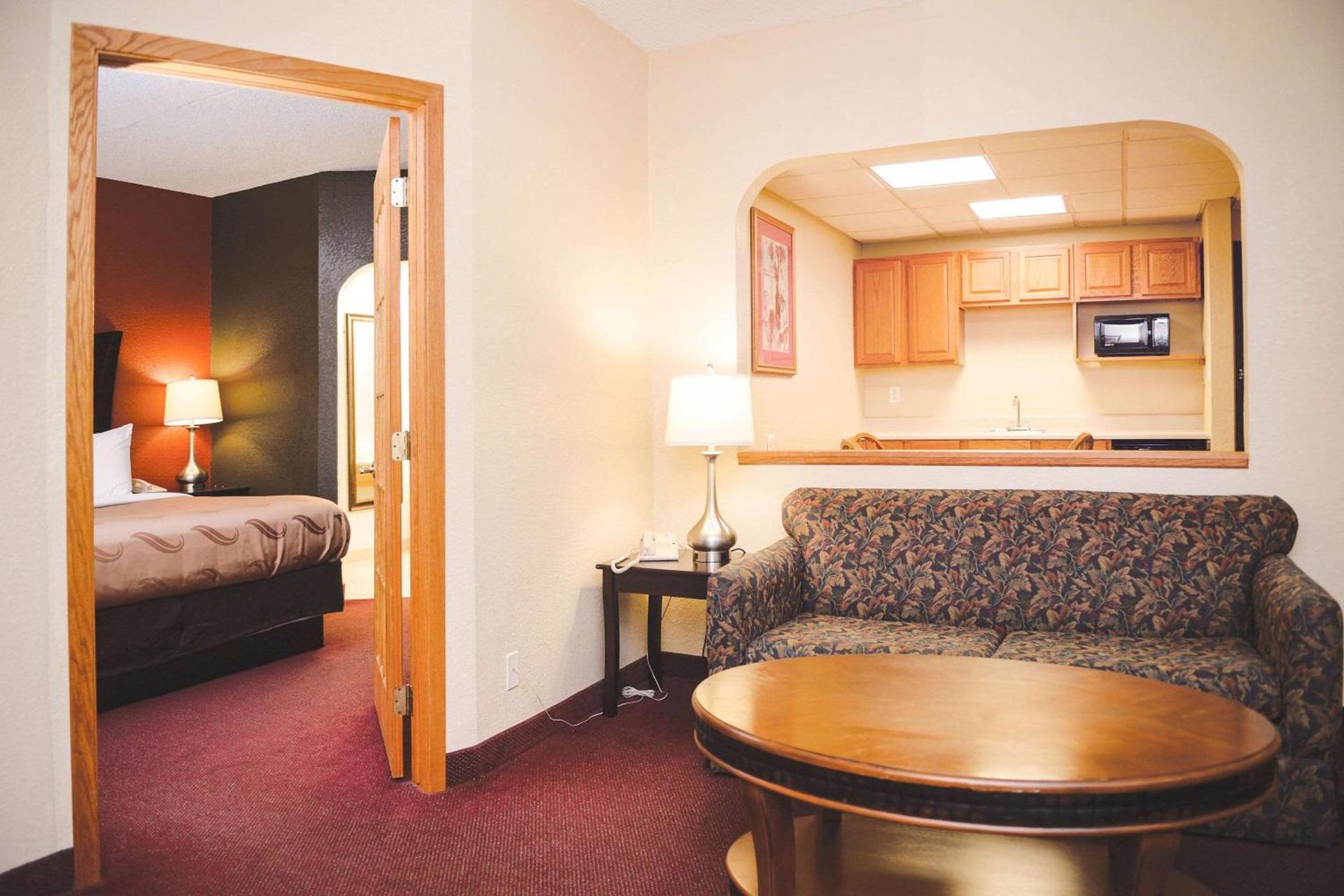 Quality Inn & Suites Ames Conference Center Near ISU Campus photo 40