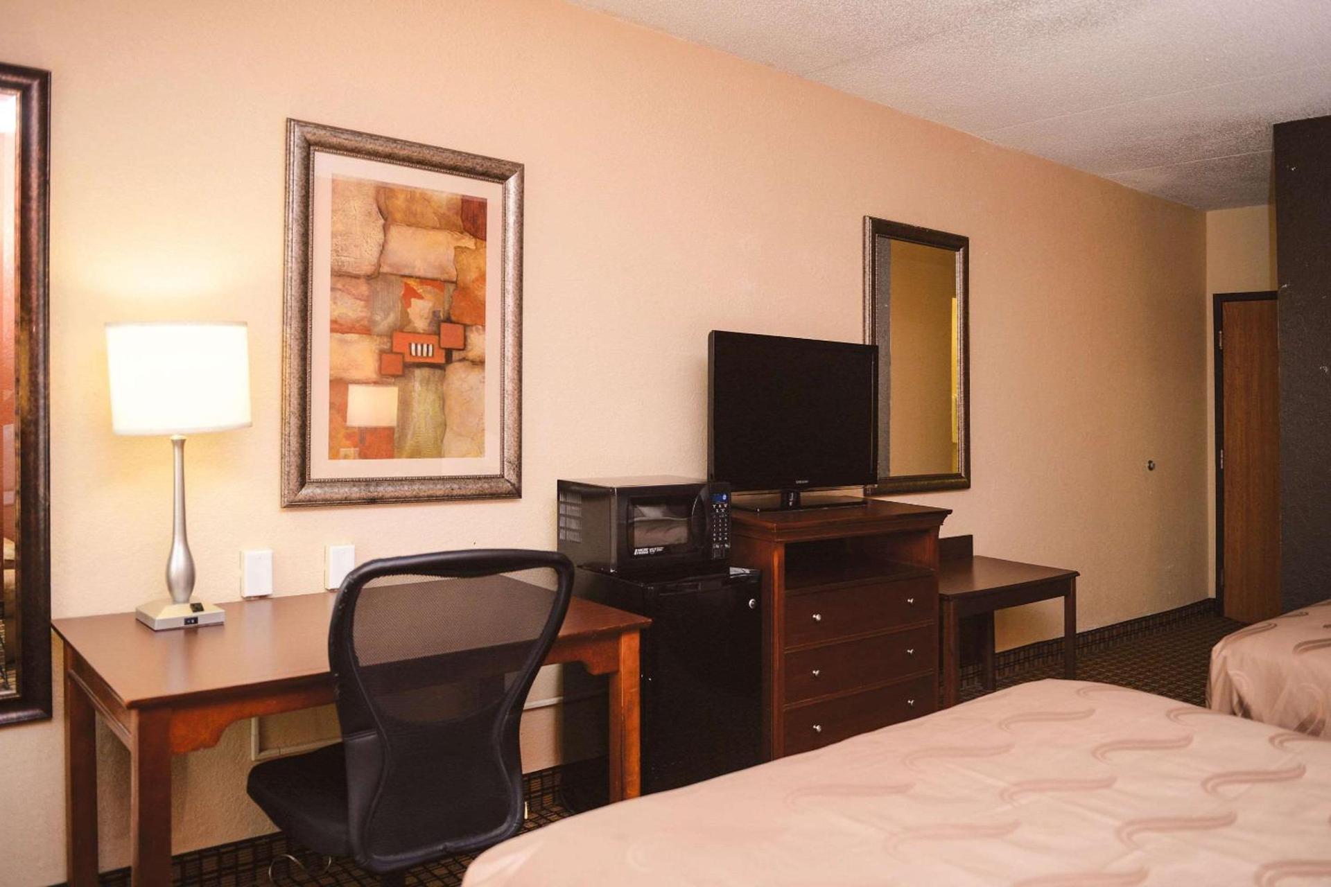 Quality Inn & Suites Ames Conference Center Near ISU Campus photo 32