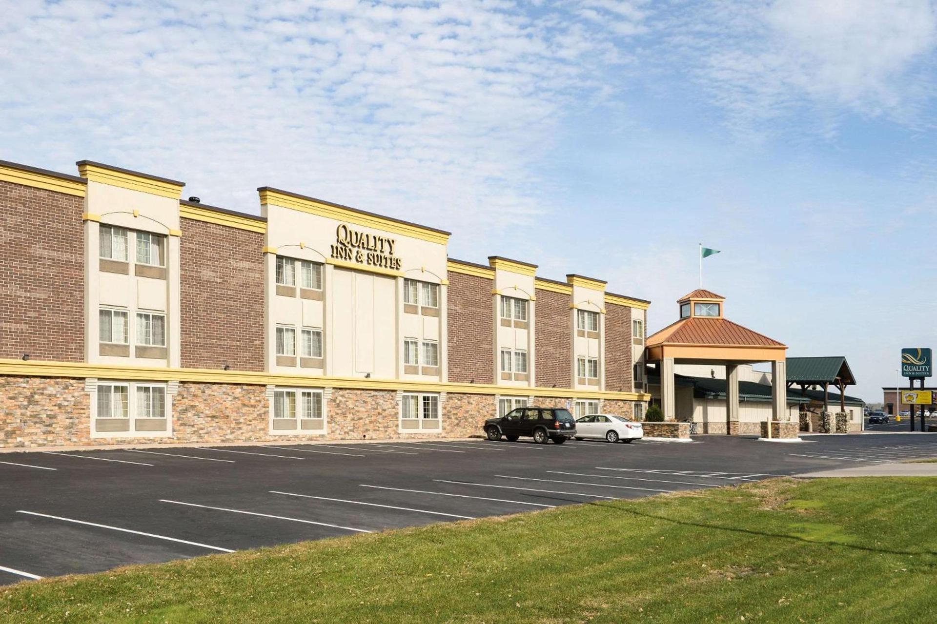 Quality Inn & Suites Ames Conference Center Near ISU Campus photo 23