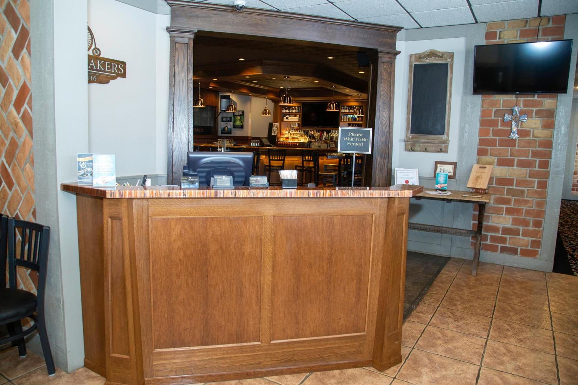 The Stables Inn & Suites photo 4