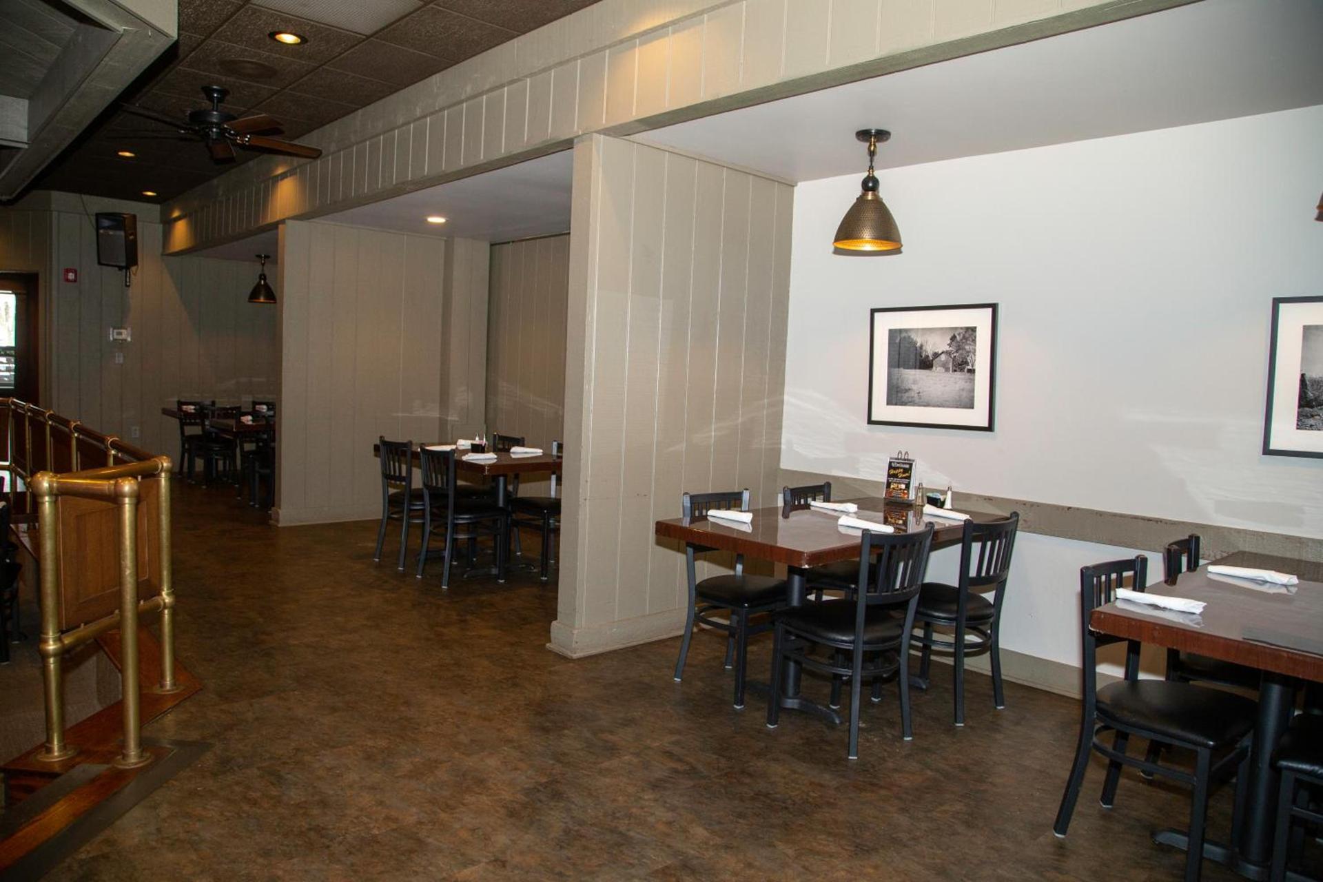 The Stables Inn & Suites photo 6