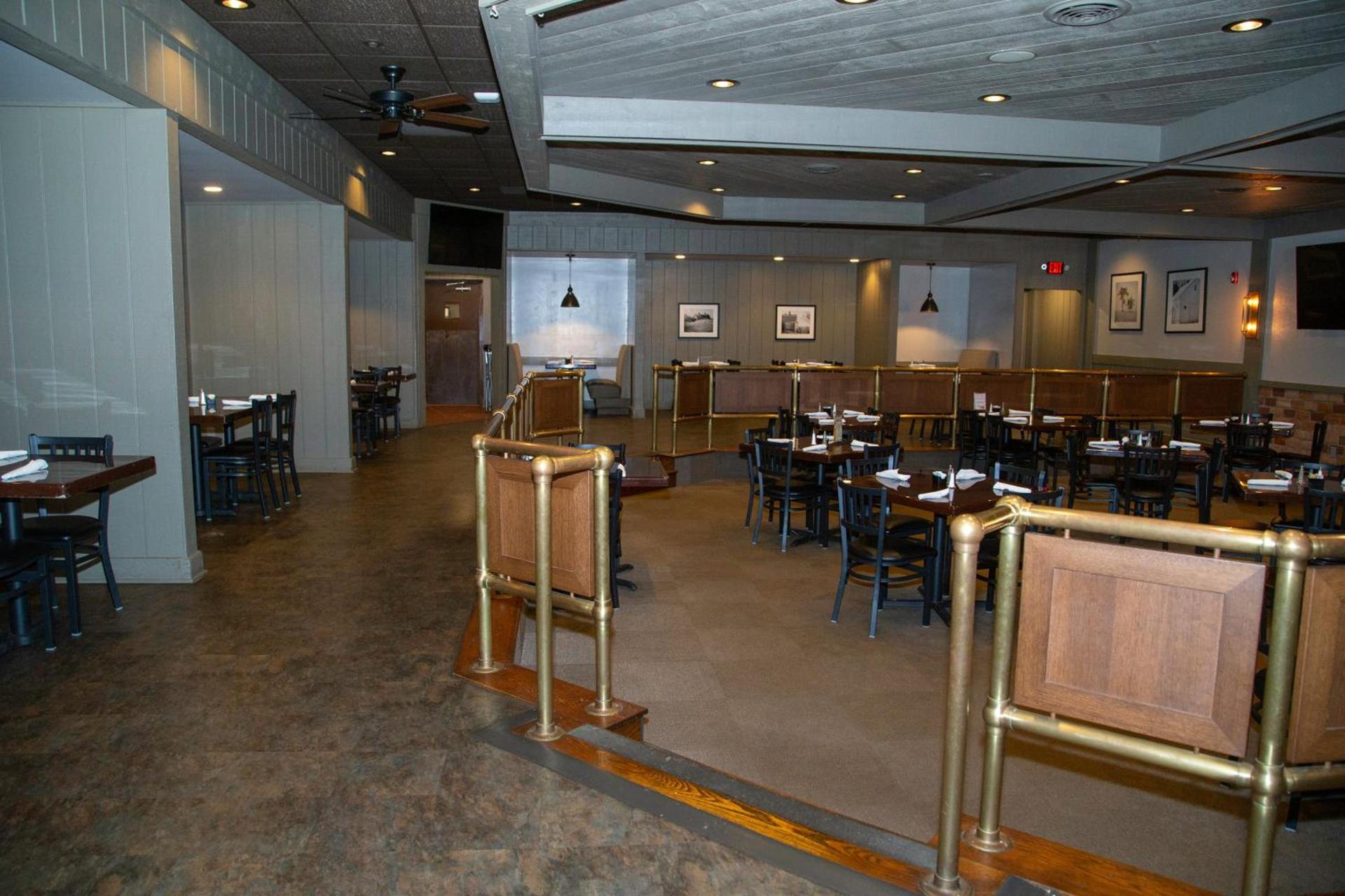 The Stables Inn & Suites photo 8