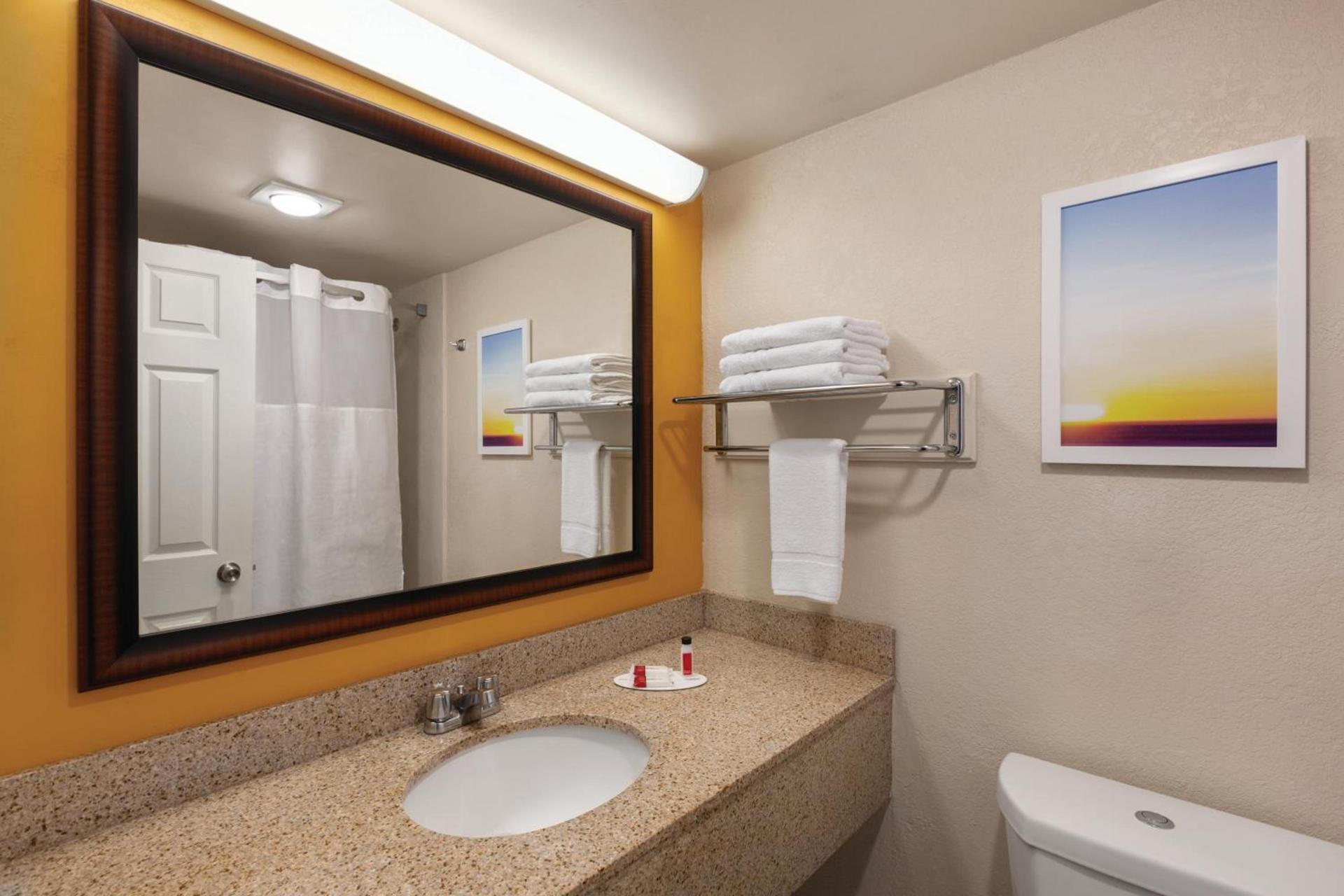 enVision Hotel Miami International Airport photo 24