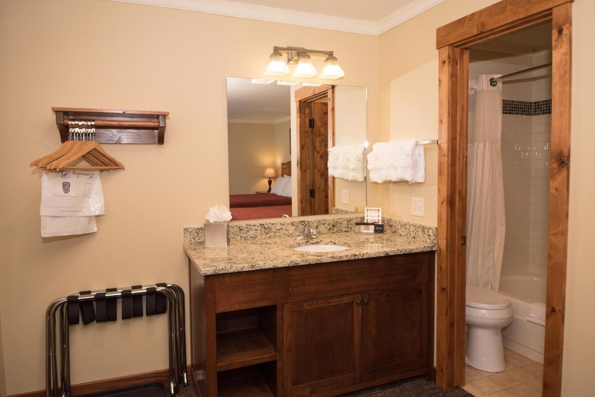 The Maxwell Inn photo 36