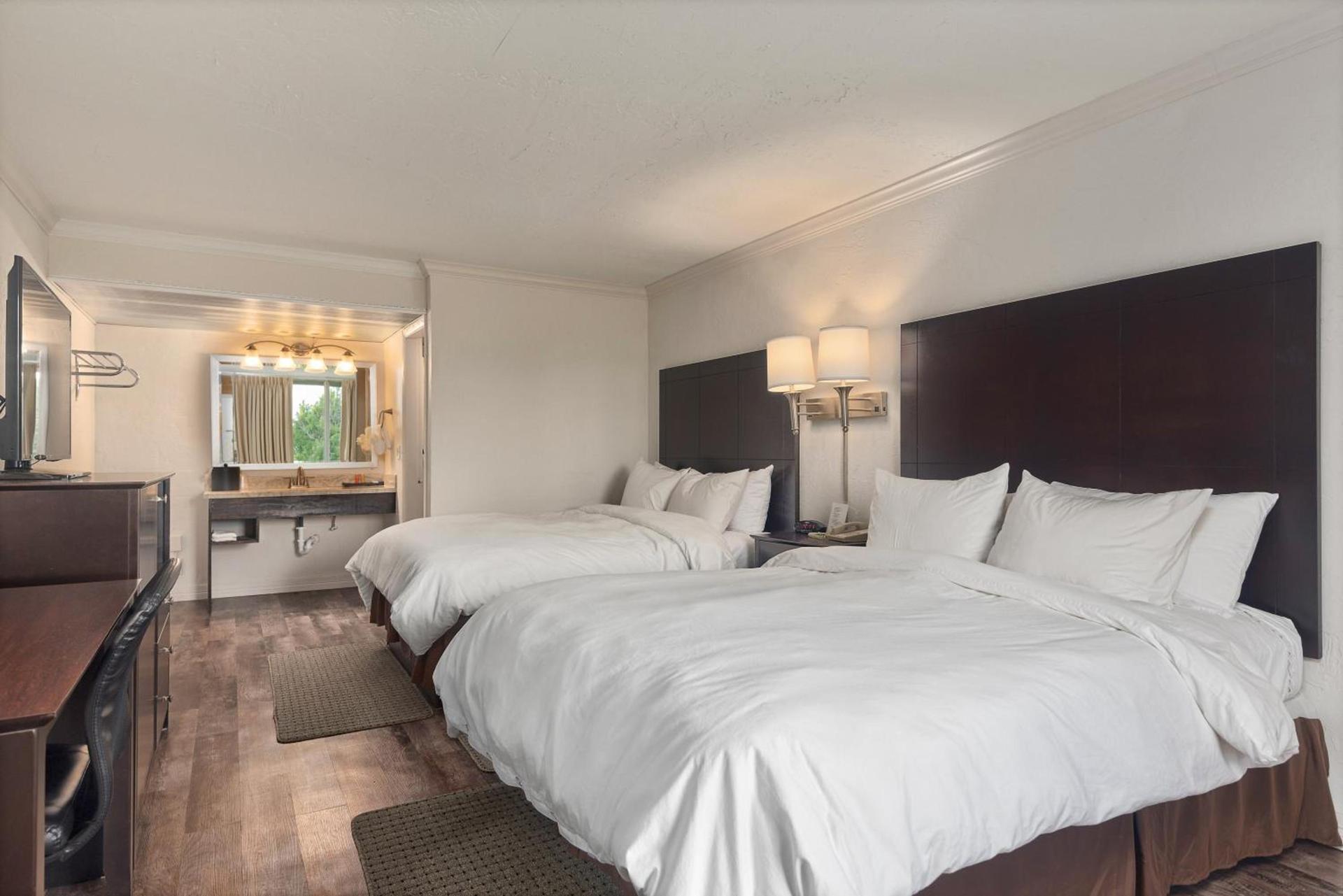 Fairway Inn photo 9