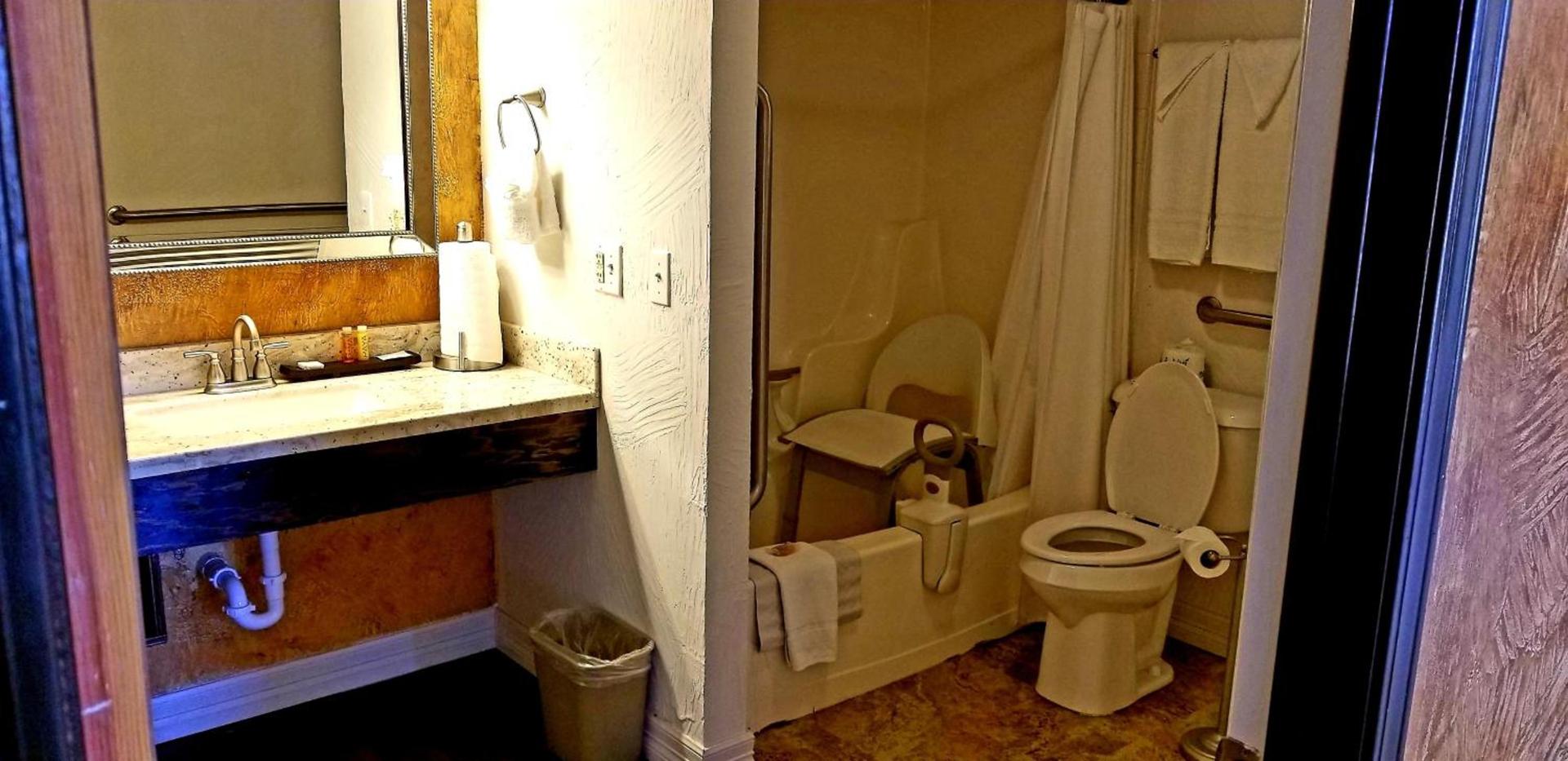 Fairway Inn photo 5