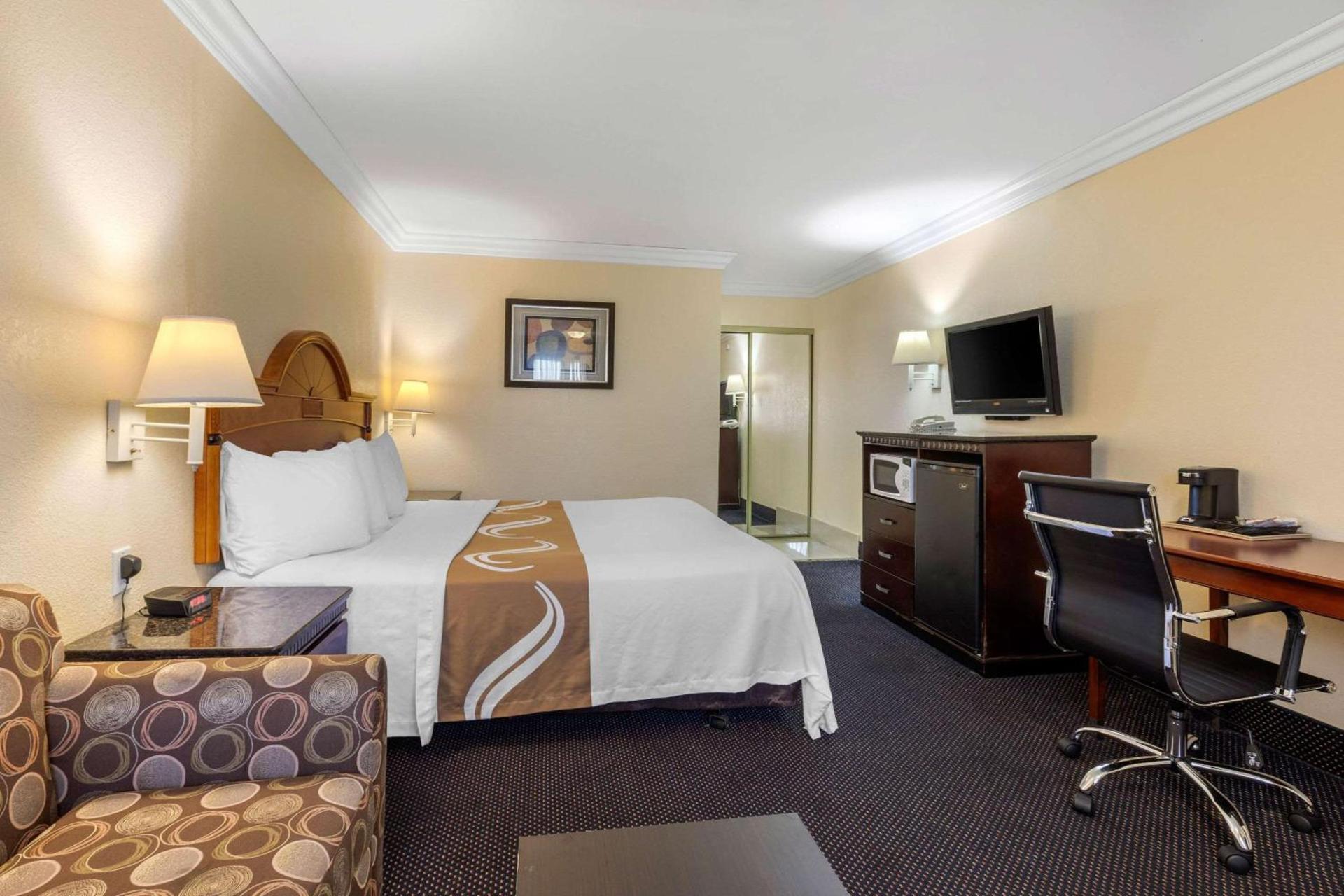Quality Inn - Torrance Lomita photo 10
