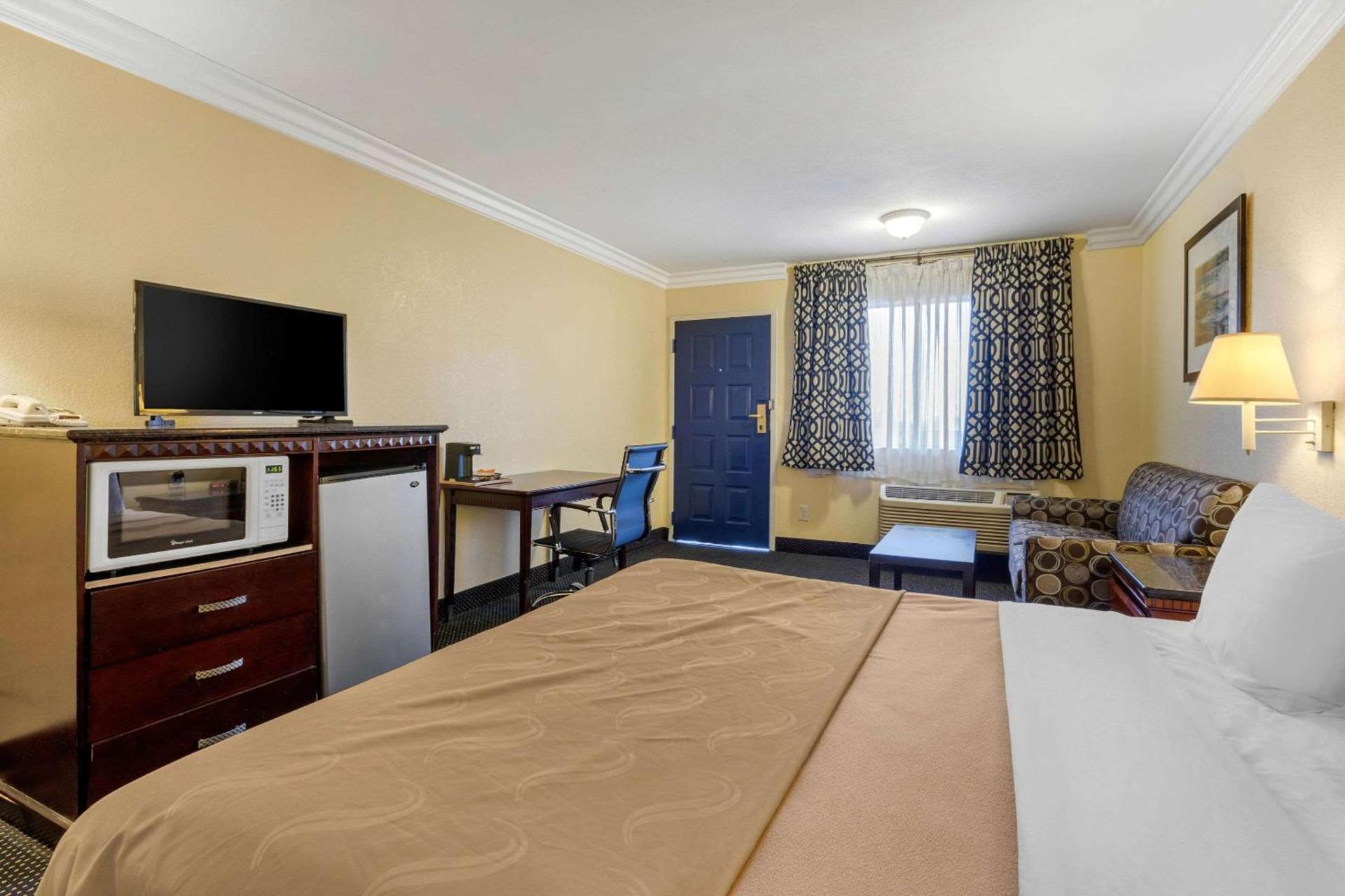 Quality Inn - Torrance Lomita photo 14