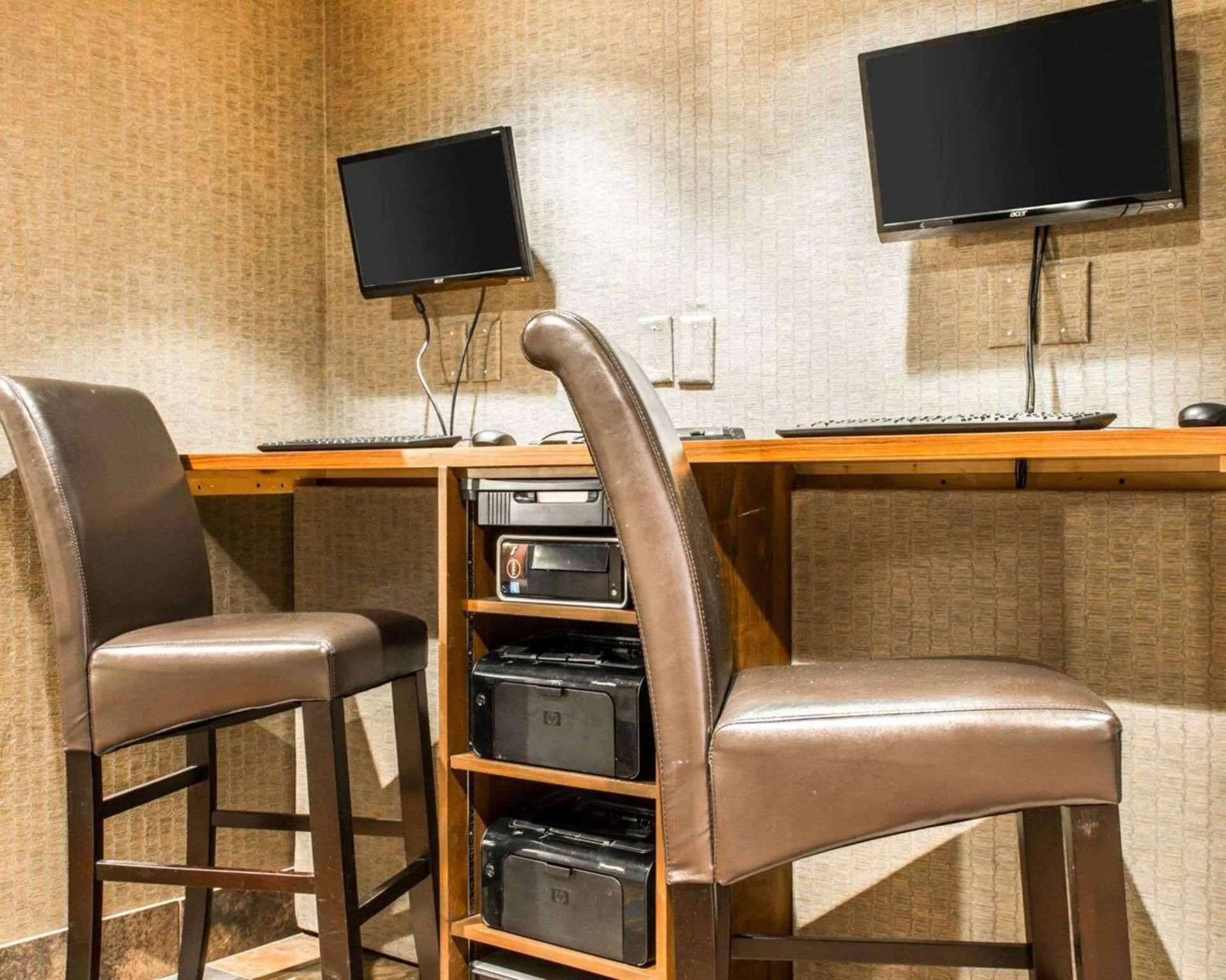 Comfort Inn & Suites and Conference Center photo 20
