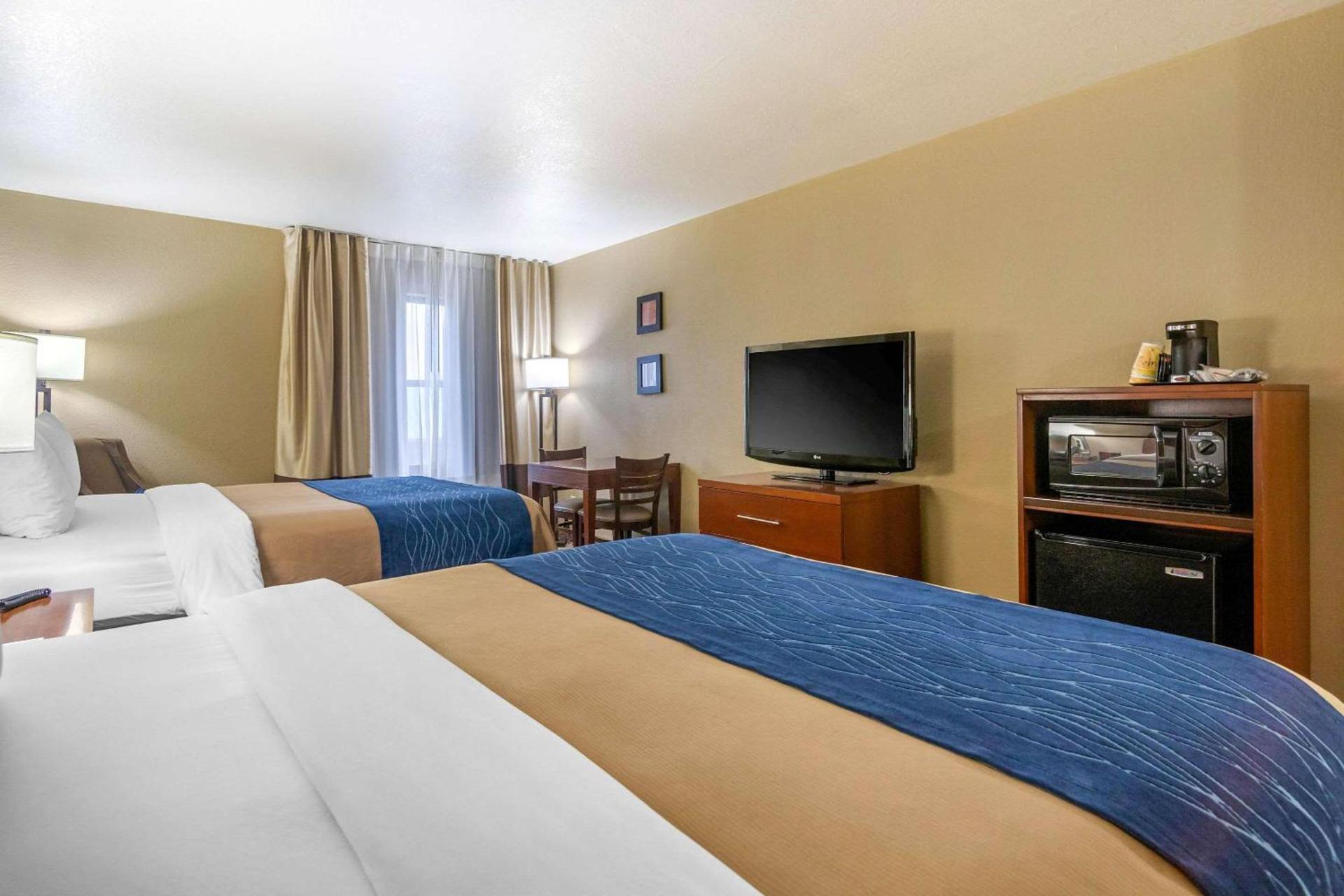 Comfort Inn & Suites Springfield I-44 photo 28