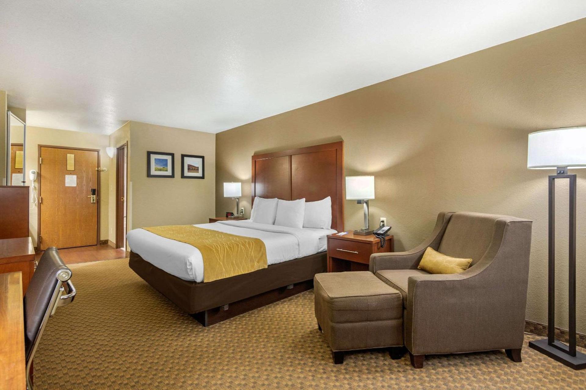 Comfort Inn & Suites Springfield I-44 photo 14