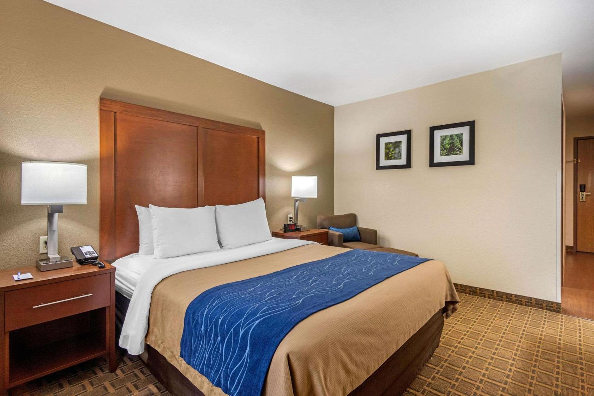 Comfort Inn & Suites Springfield I-44 photo 22