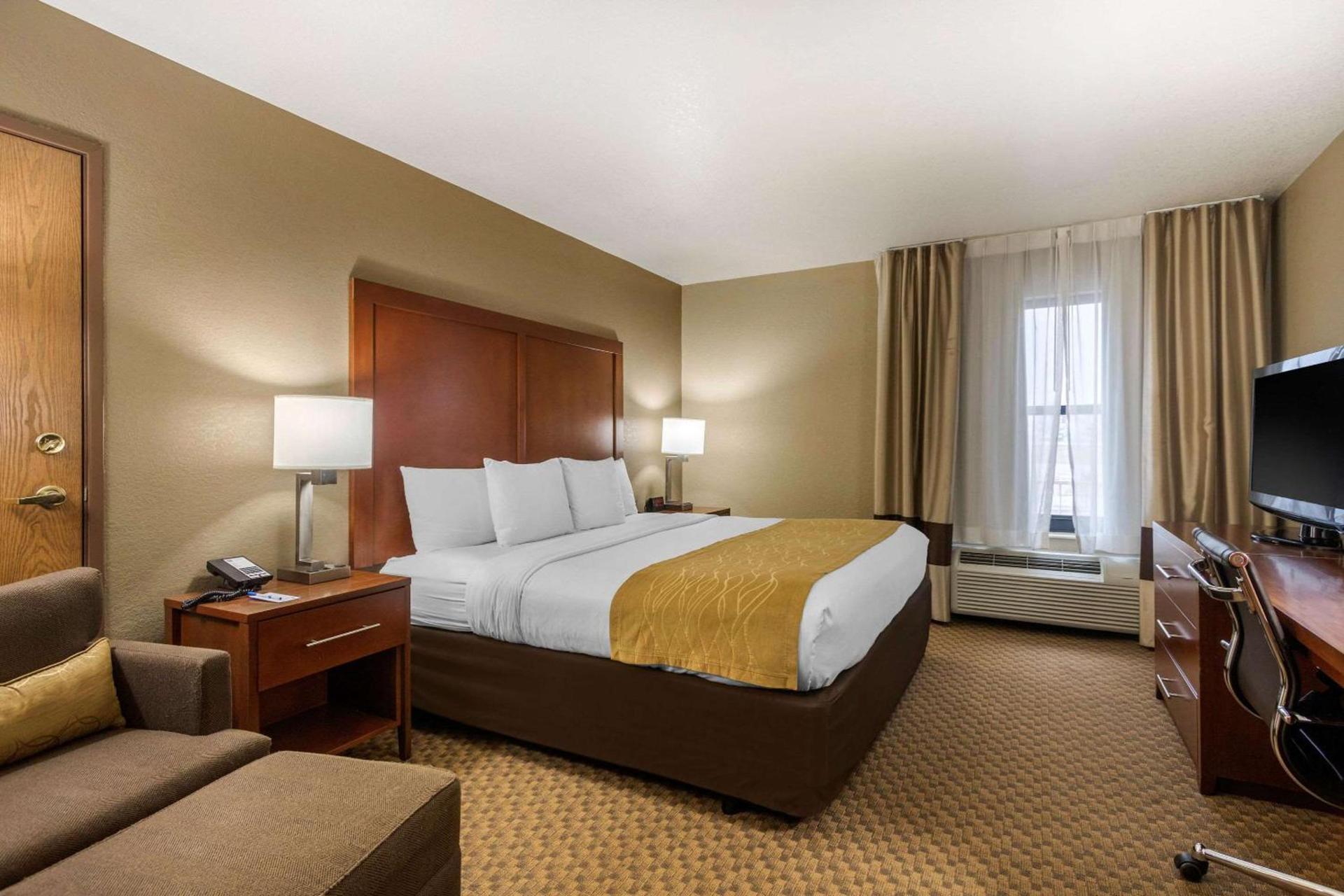 Comfort Inn & Suites Springfield I-44 photo 10