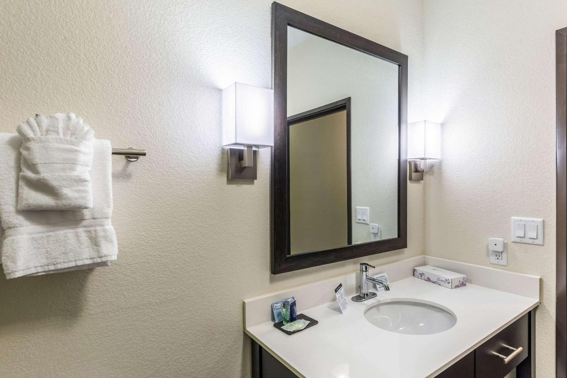Sleep Inn & Suites Fort Worth - Fossil Creek photo 23