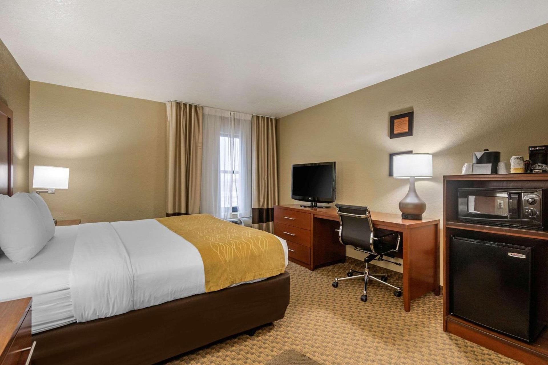 Comfort Inn & Suites Springfield I-44 photo 9
