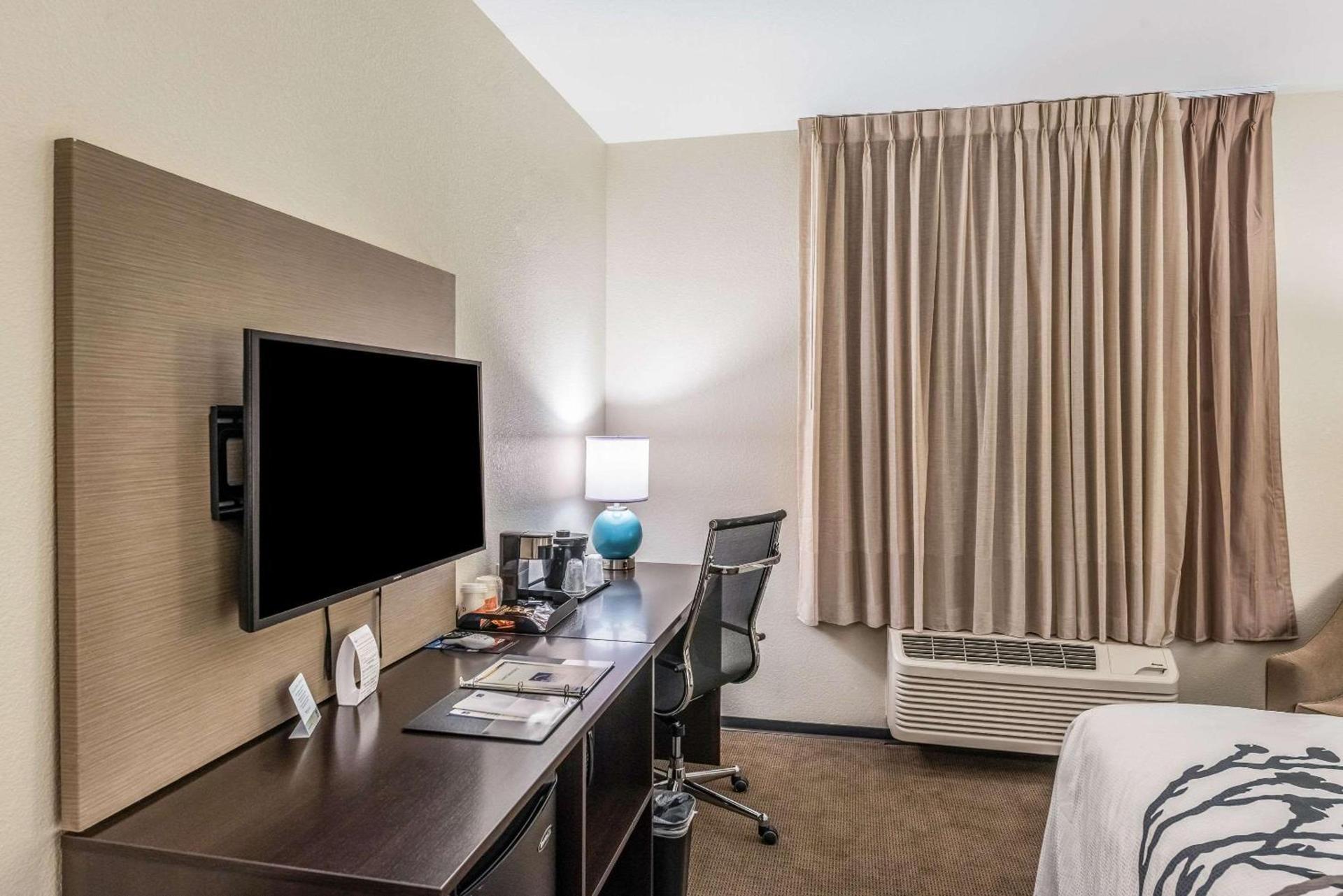 Sleep Inn & Suites Fort Worth - Fossil Creek photo 13