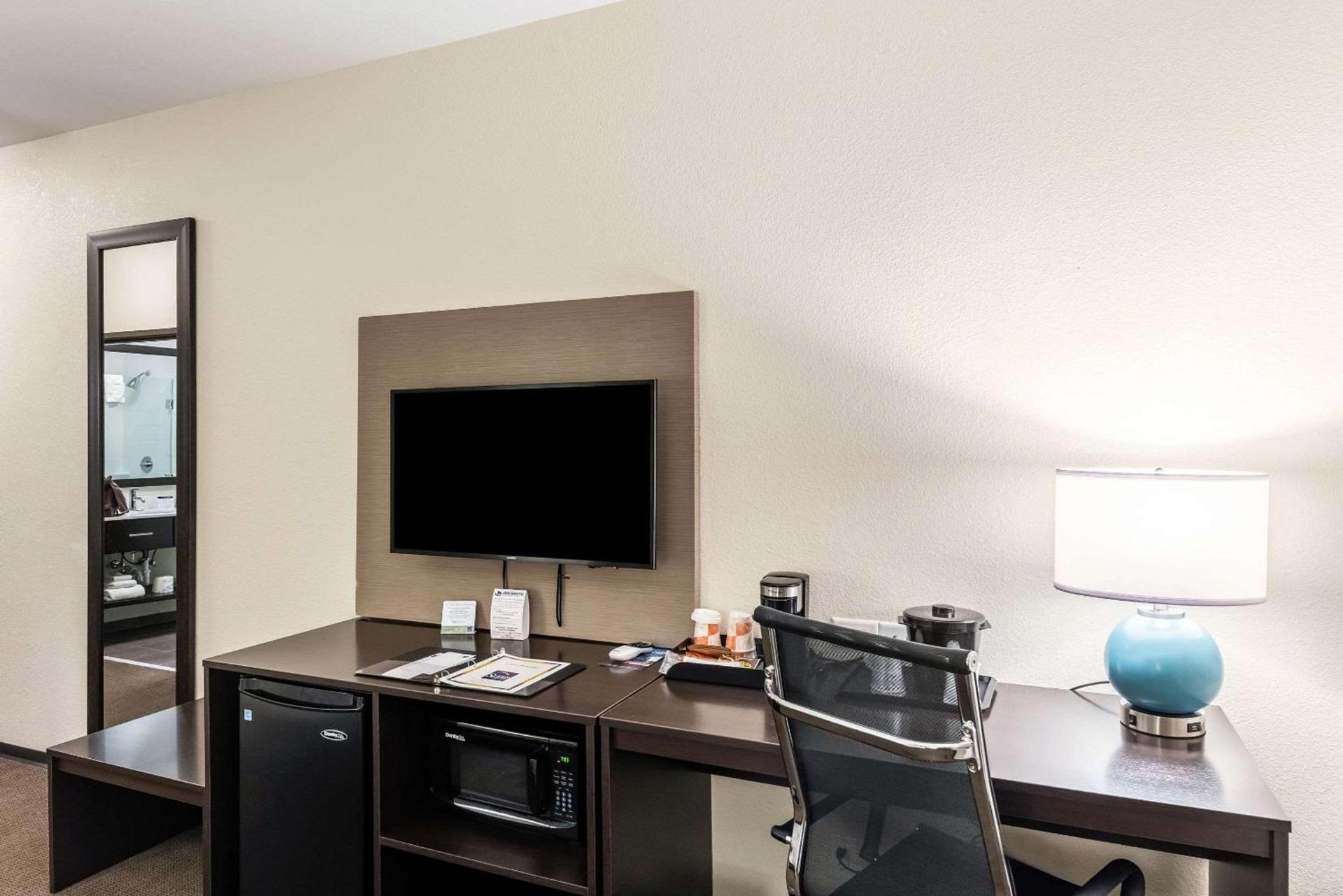 Sleep Inn & Suites Fort Worth - Fossil Creek photo 12