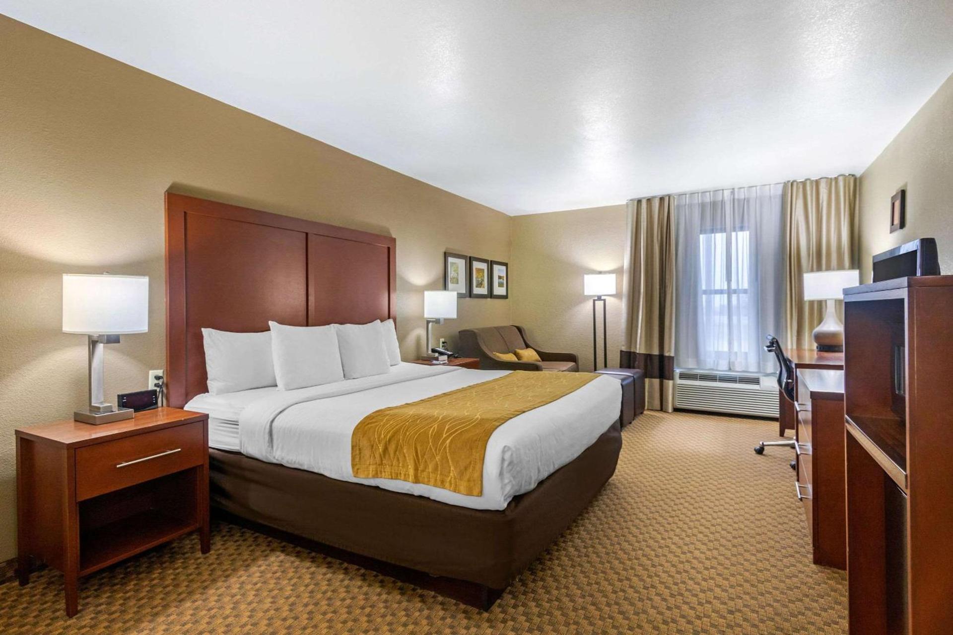 Comfort Inn & Suites Springfield I-44 photo 17