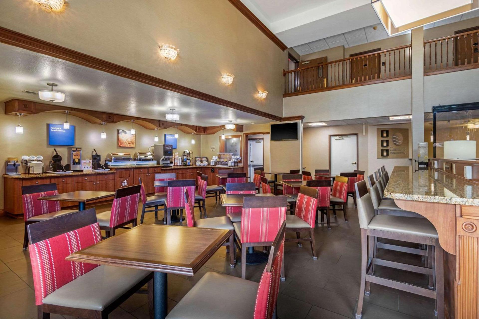 Comfort Inn & Suites Springfield I-44 photo 44