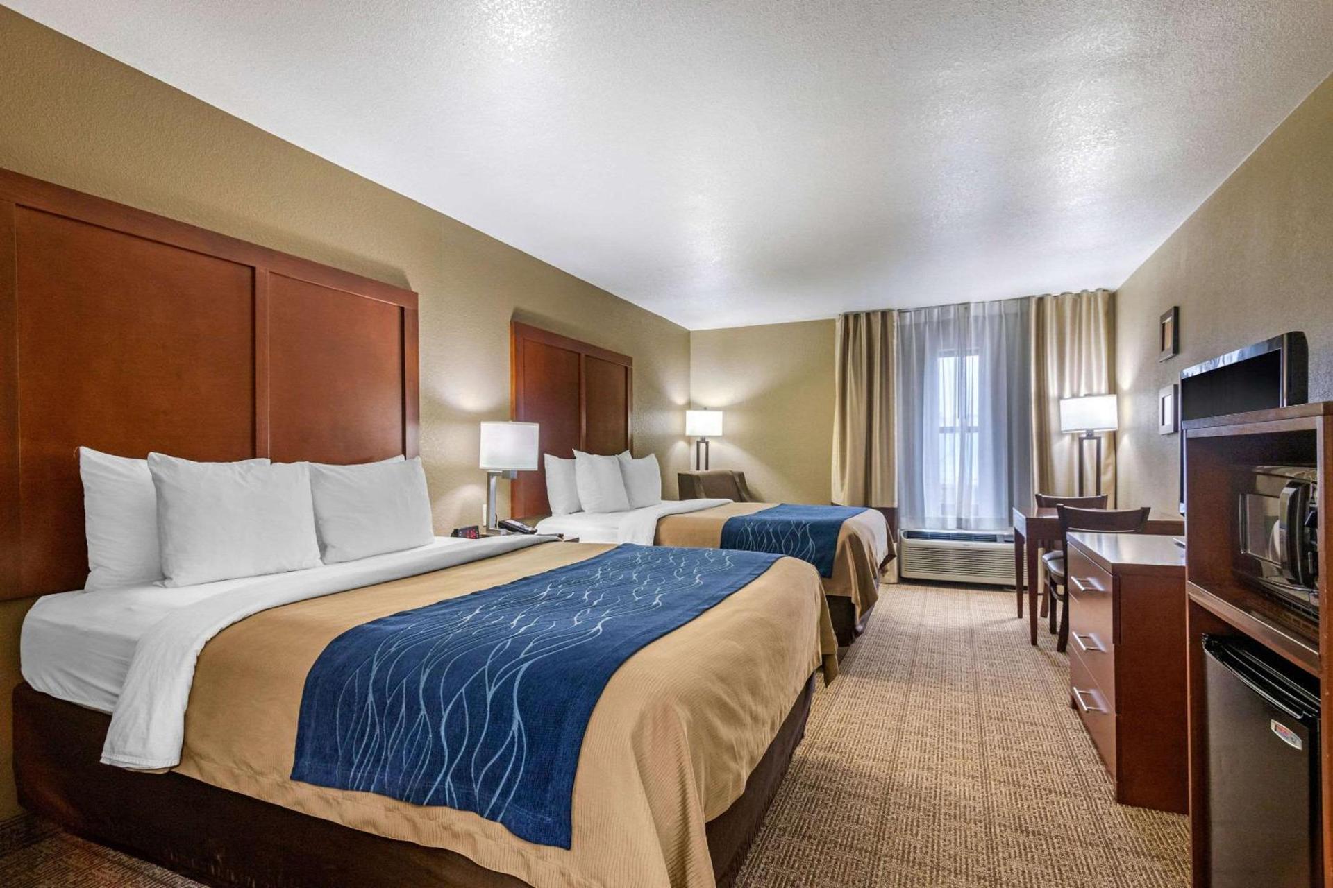 Comfort Inn & Suites Springfield I-44 photo 27