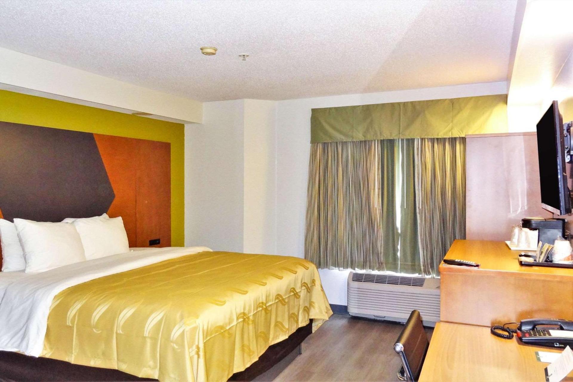 Quality Inn & Suites Raleigh North photo 19