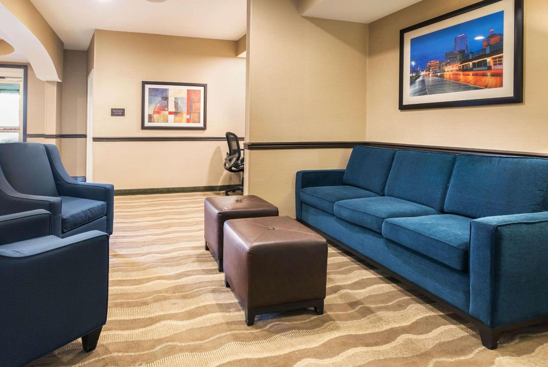 Comfort Suites Atlantic City North photo 34