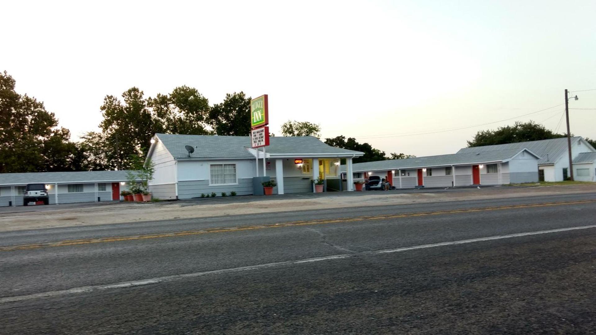 Budget Inn Hamilton photo 4