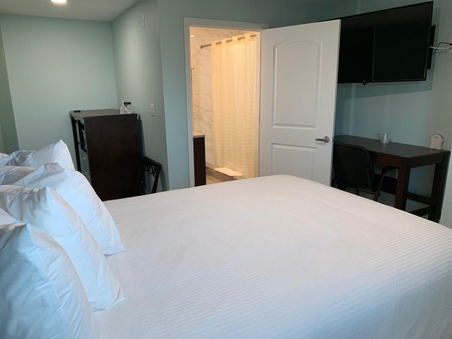 Atlantic Shores Motel photo 51