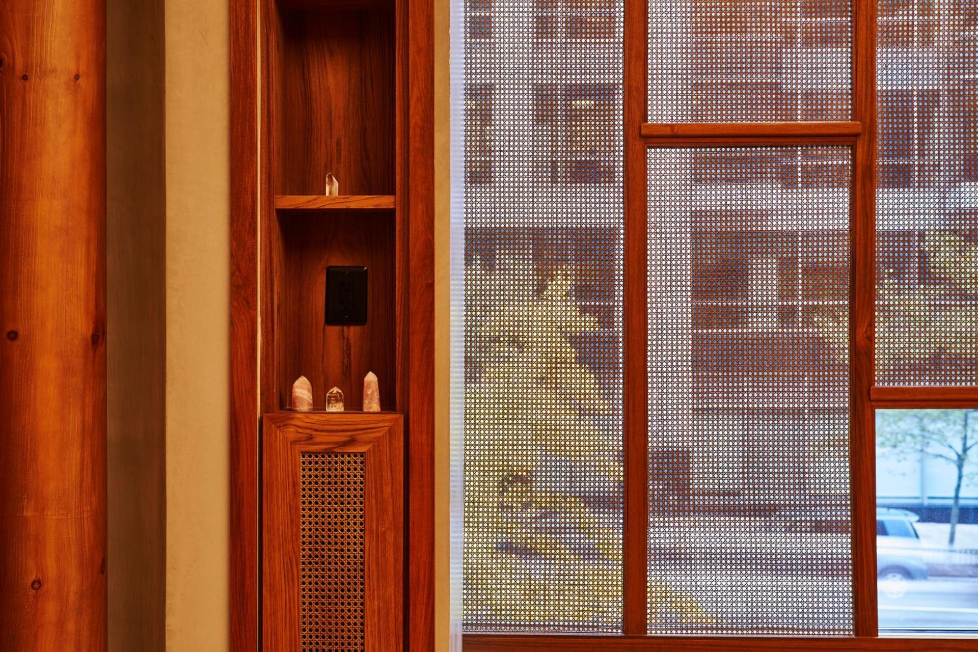 Eaton DC photo 18