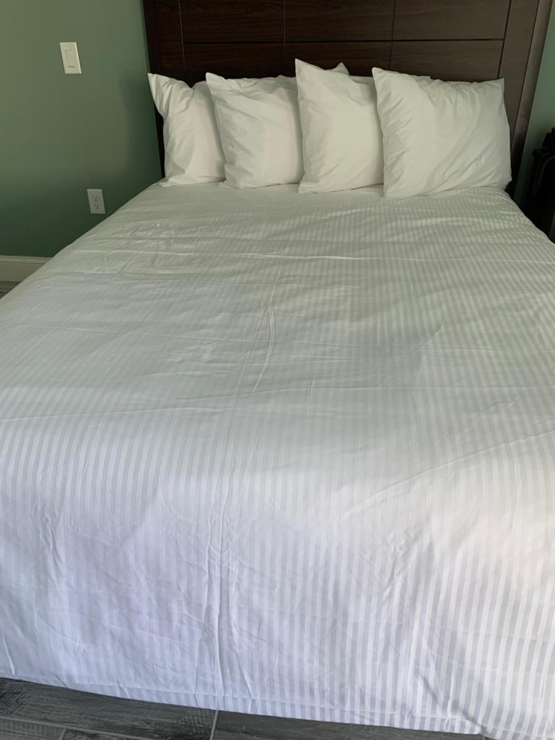 Atlantic Shores Motel photo 49