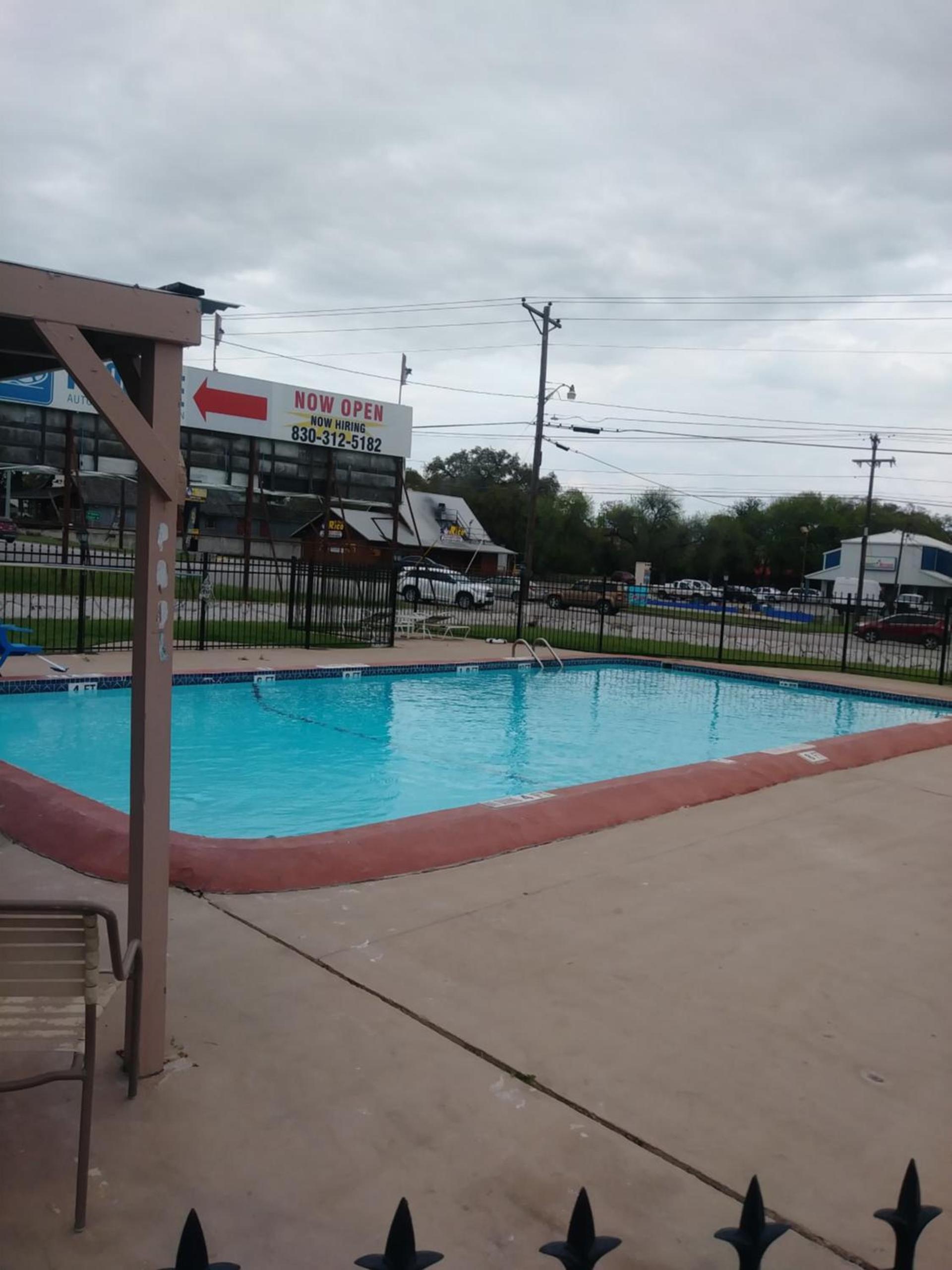 Garden Inn & Suites New Braunfels photo 2
