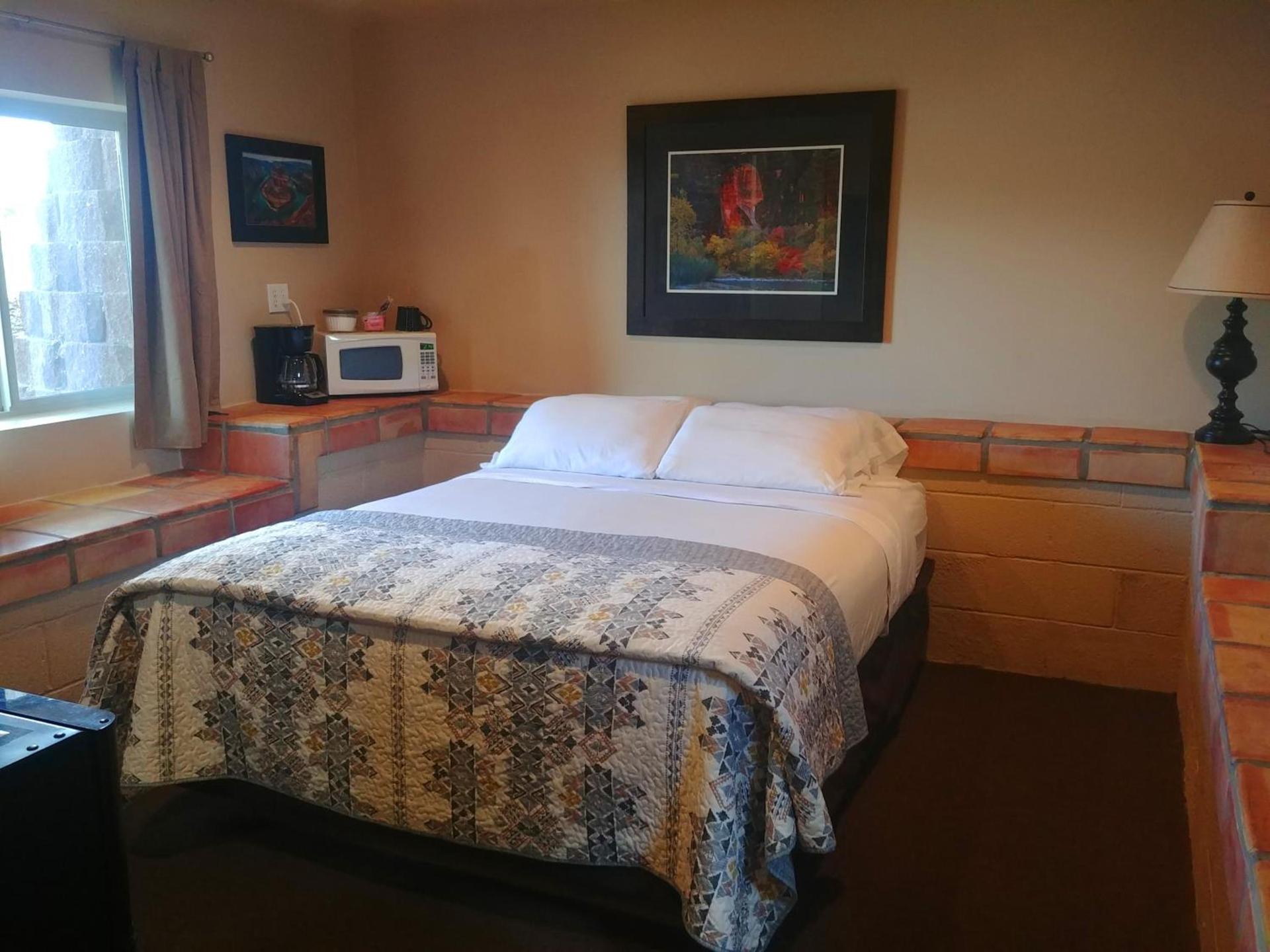 Lake Powell Motel & Apartments photo 5