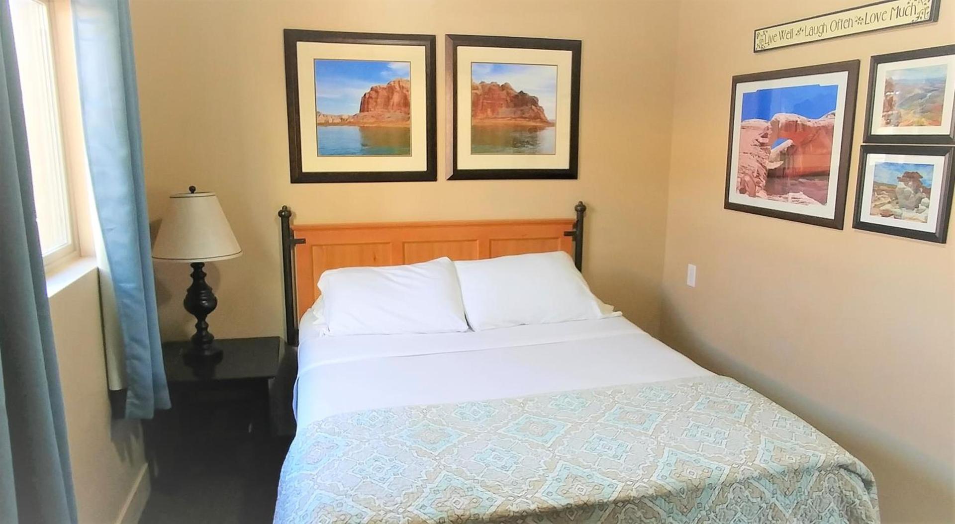 Lake Powell Motel & Apartments photo 11
