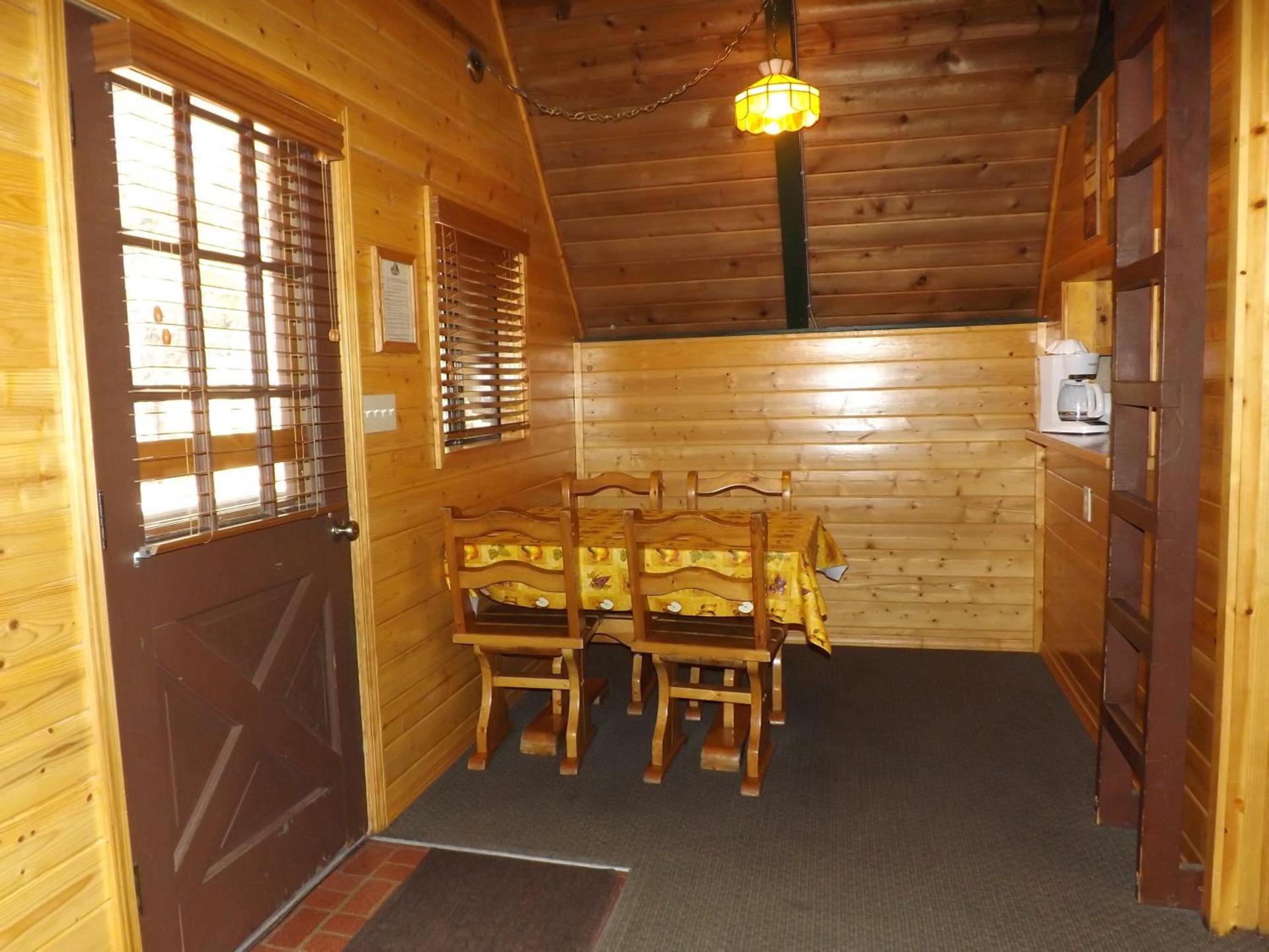 Arizona Mountain Inn & Cabins photo 39