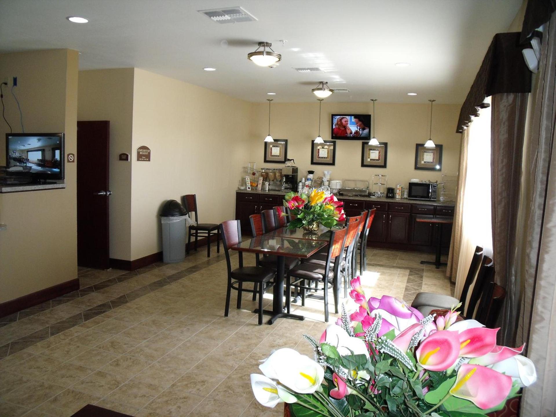 Irish Inn and Suites photo 19