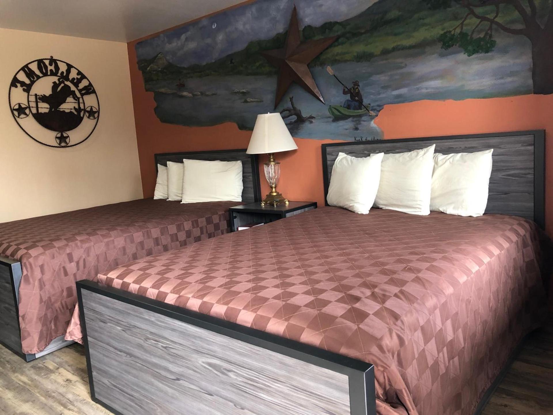 Americas Best Value Inn - Legend's Inn photo 36