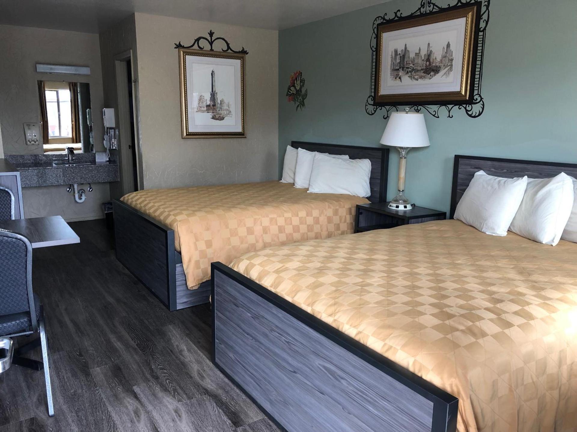 Americas Best Value Inn - Legend's Inn photo 39