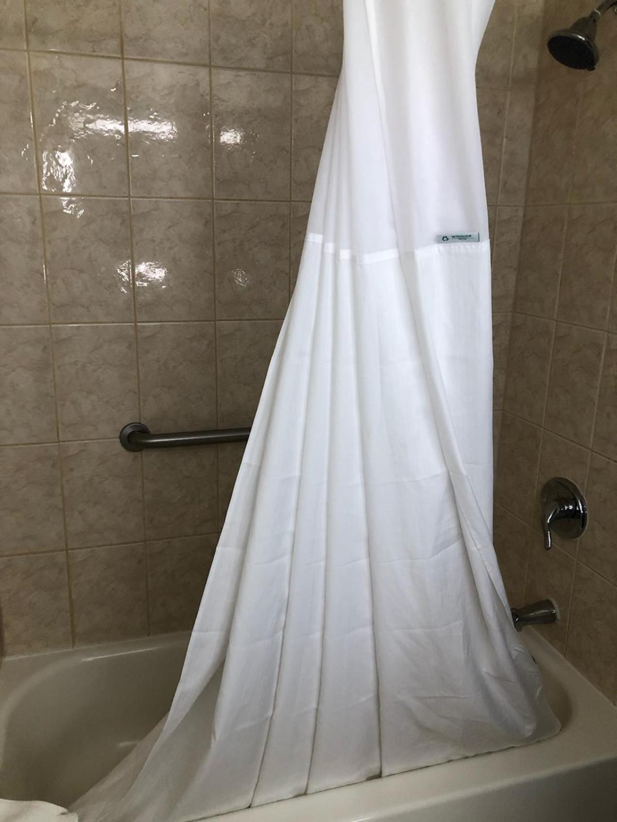 Howard Johnson by Wyndham Winter Haven FL photo 29