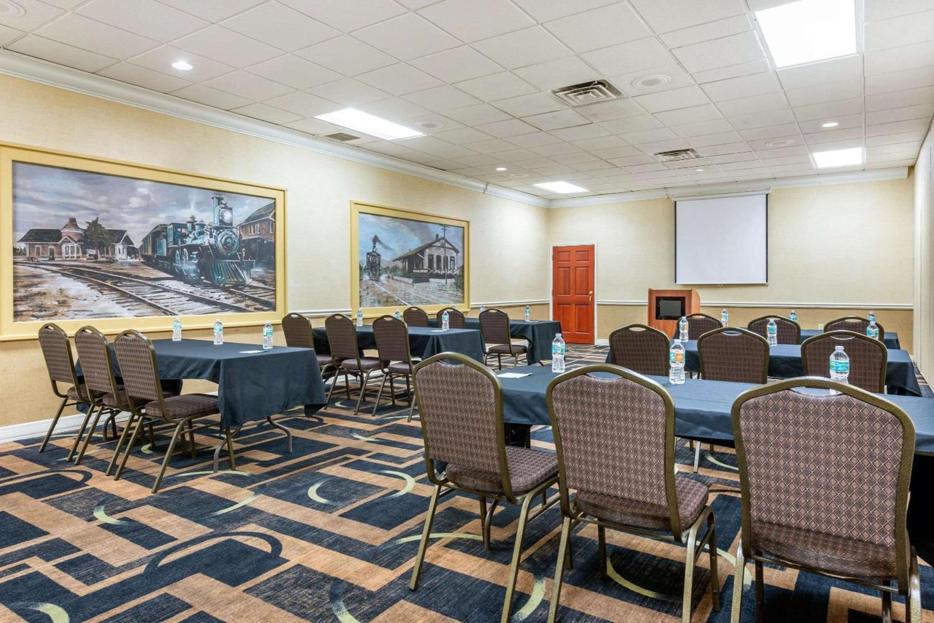 Quality Inn and Suites Palatka Riverfront photo 28