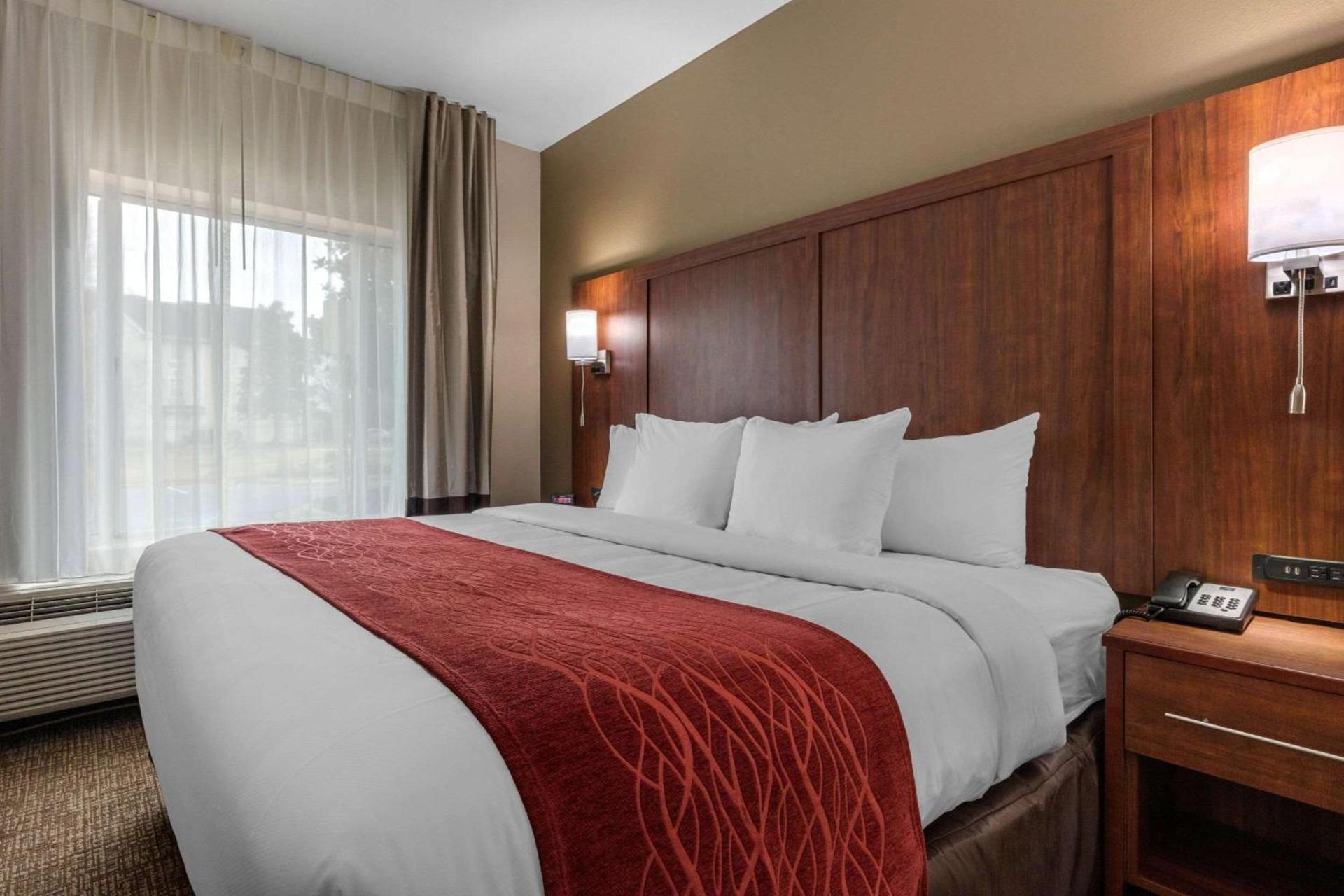 Comfort Inn & Suites Montgomery East Carmichael Rd photo 14