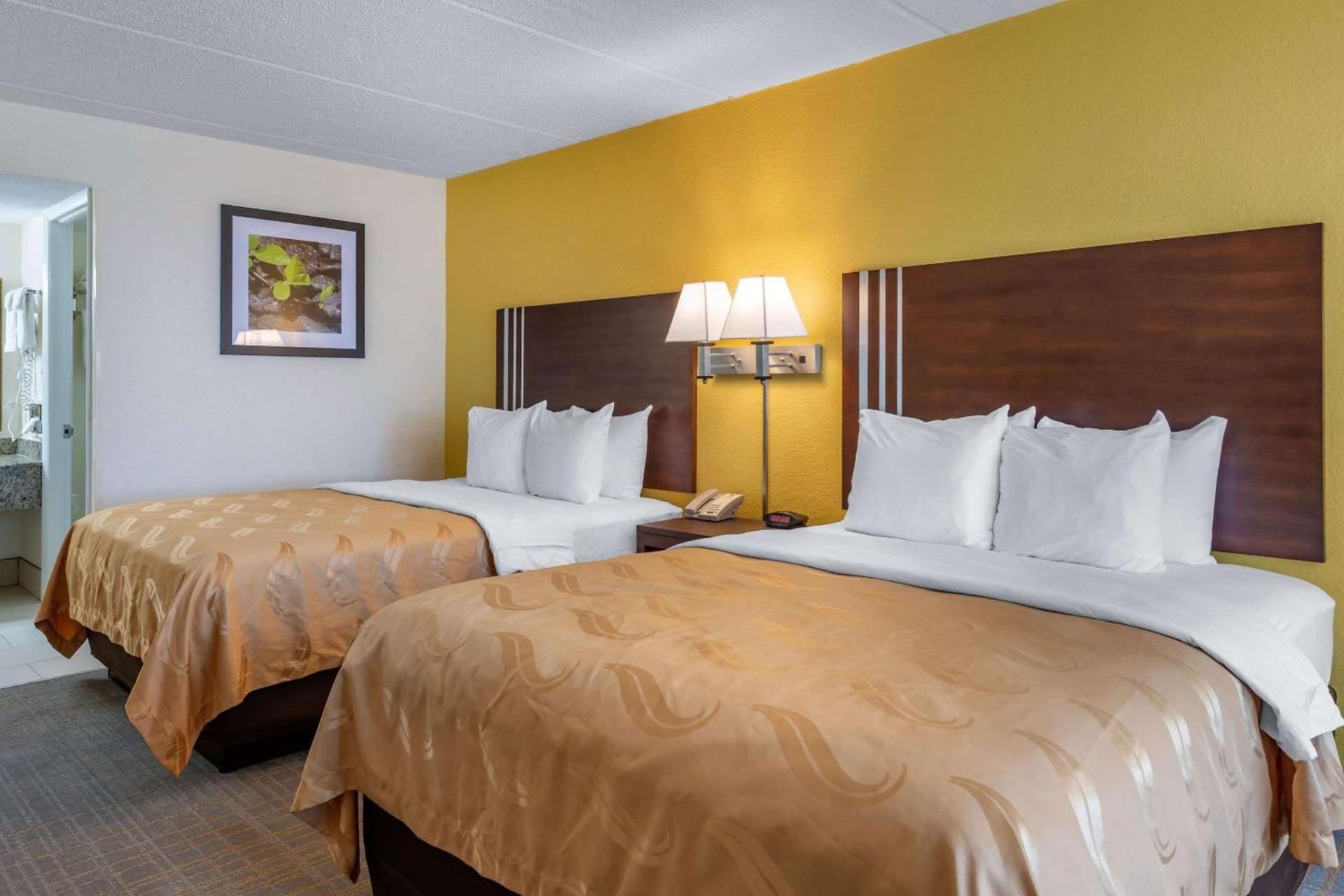 Quality Inn and Suites Palatka Riverfront photo 11