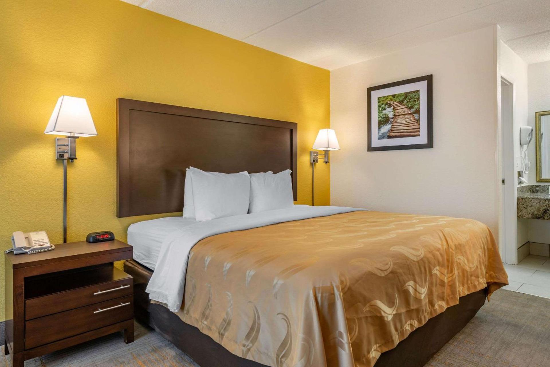 Quality Inn and Suites Palatka Riverfront photo 20