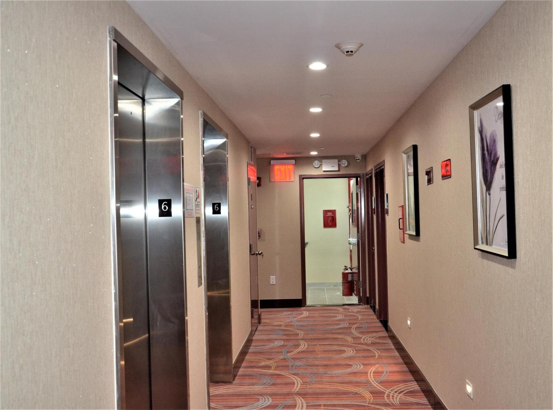 LIC Plaza Hotel photo 18