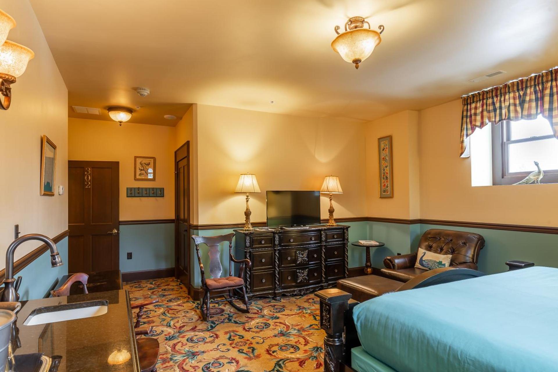Steele Mansion Inn & Gathering Hub photo 81