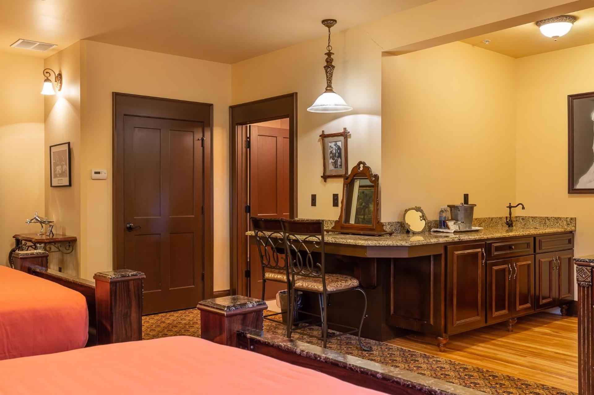 Steele Mansion Inn & Gathering Hub photo 72