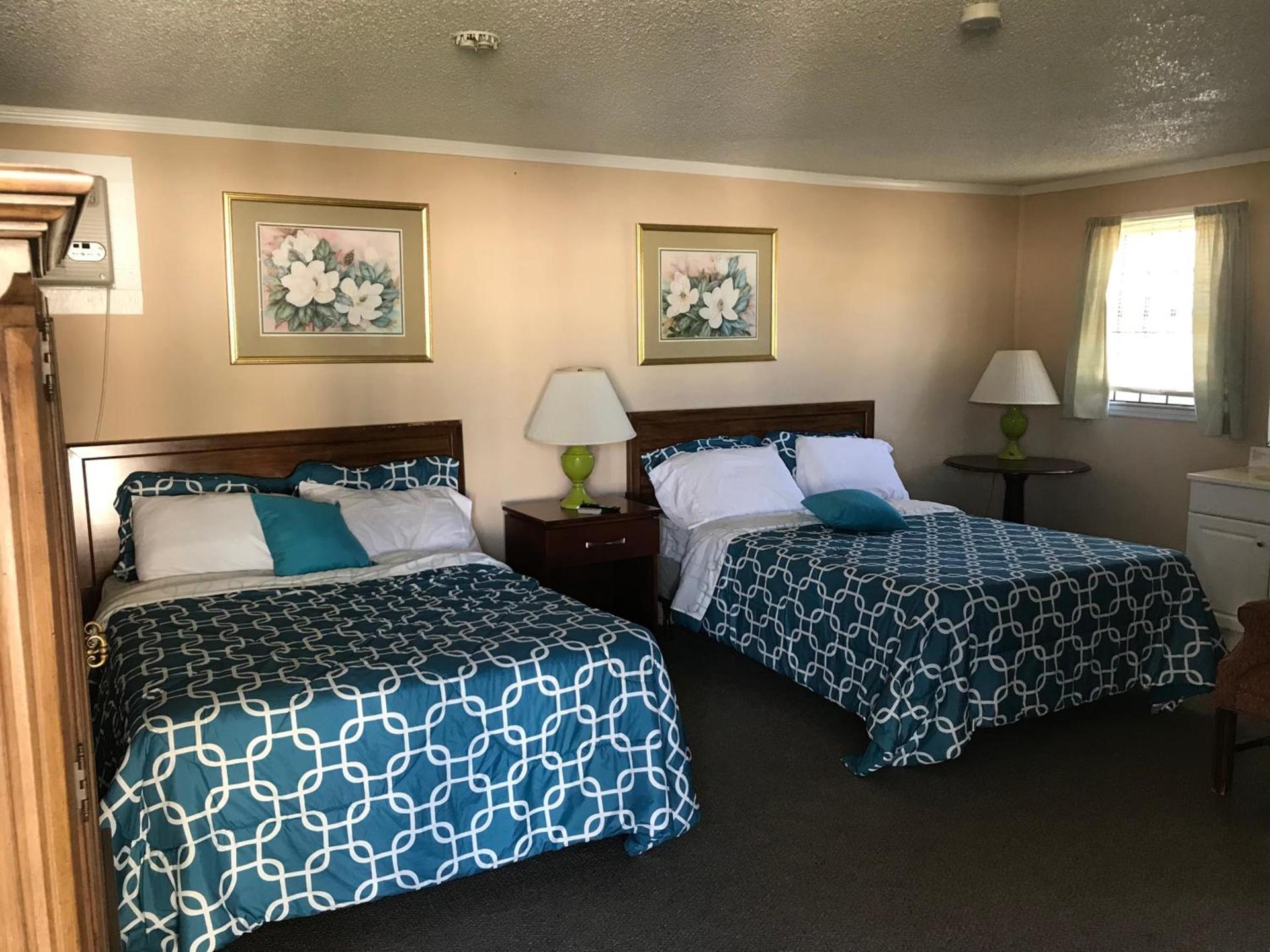 Riviera Motor Lodge photo 9