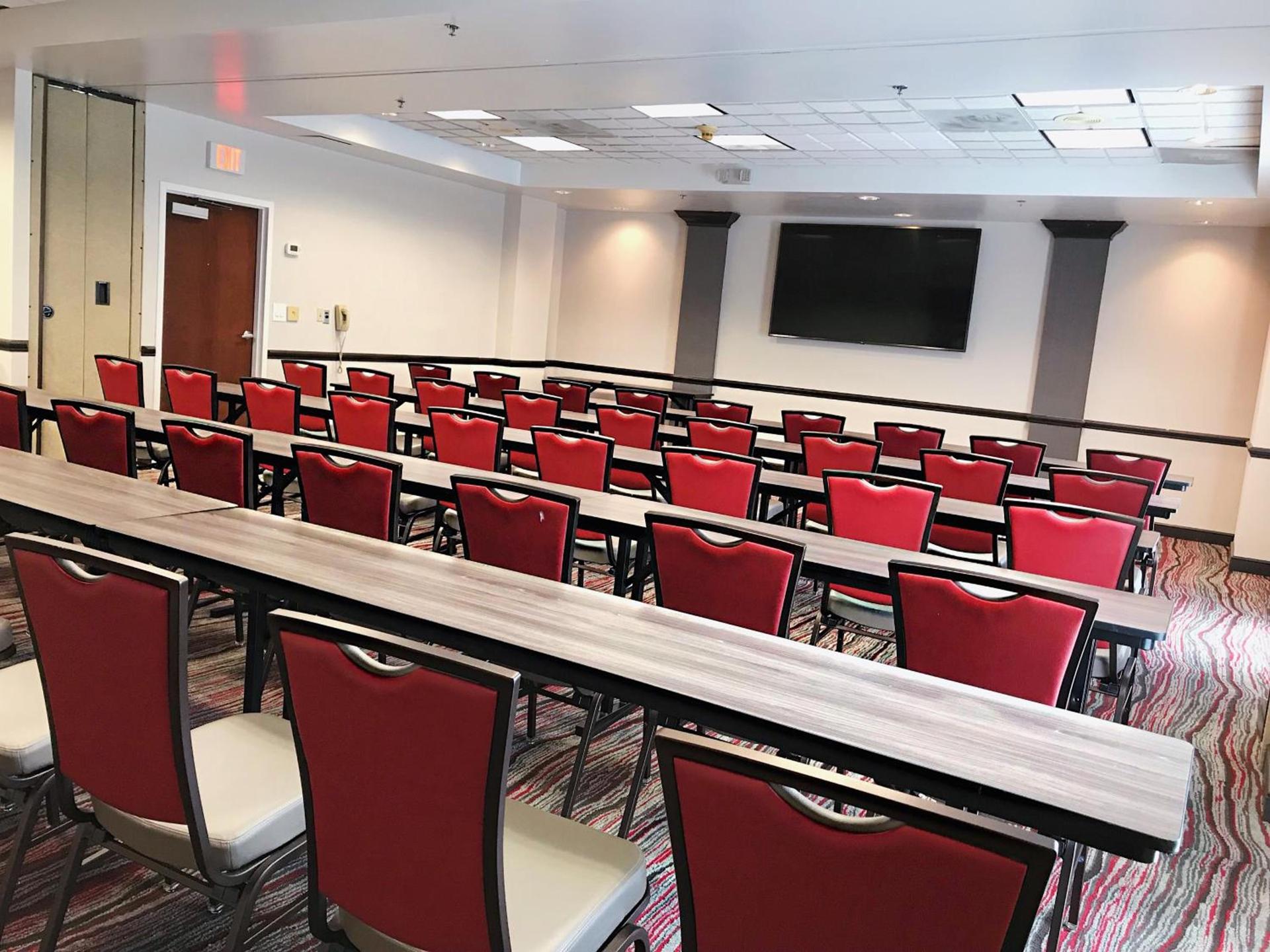 Ramada by Wyndham Suites Orlando Airport- Free Airport Shuttle photo 39