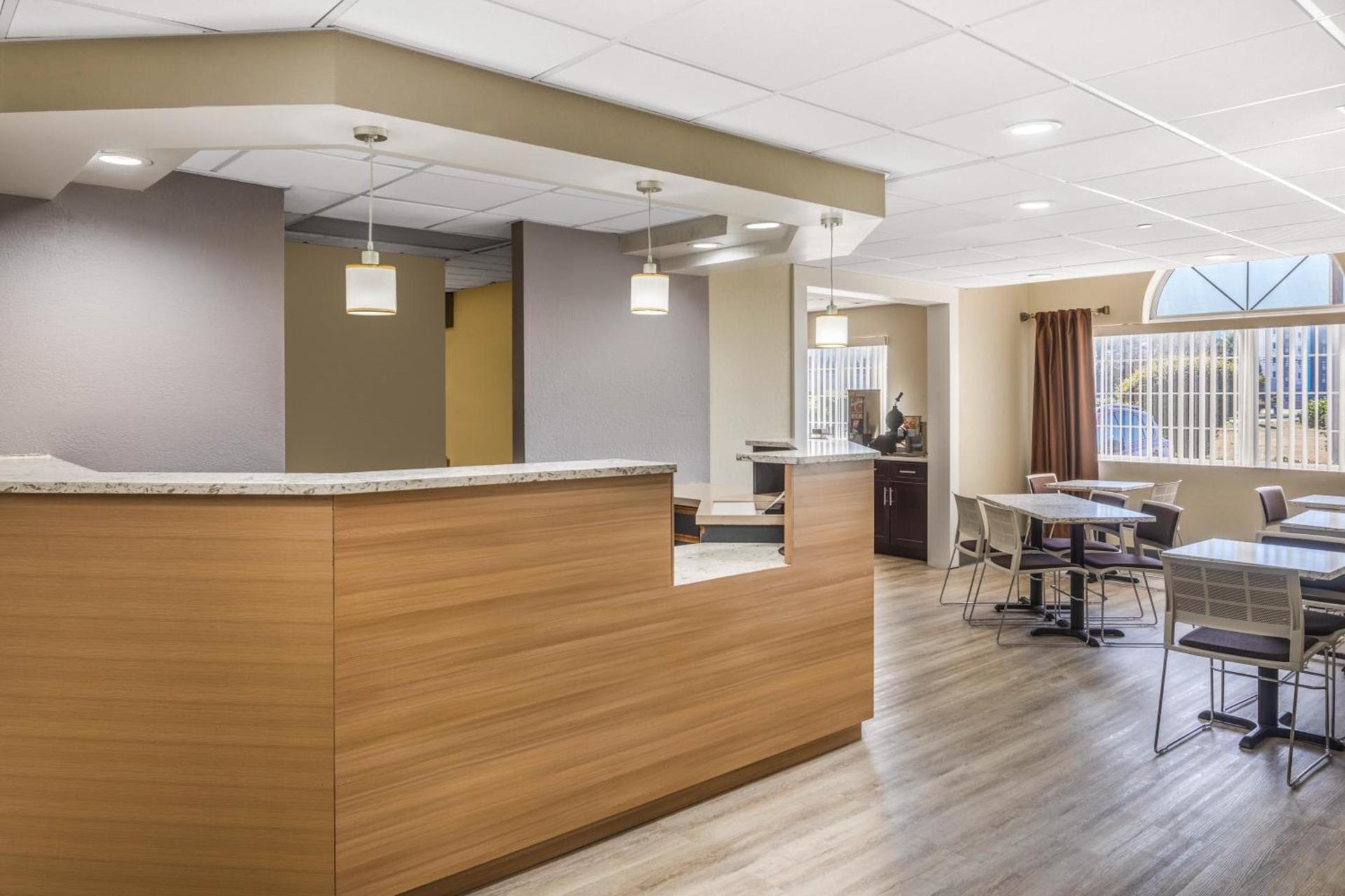 Microtel Inn & Suites by Wyndham Florence photo 16