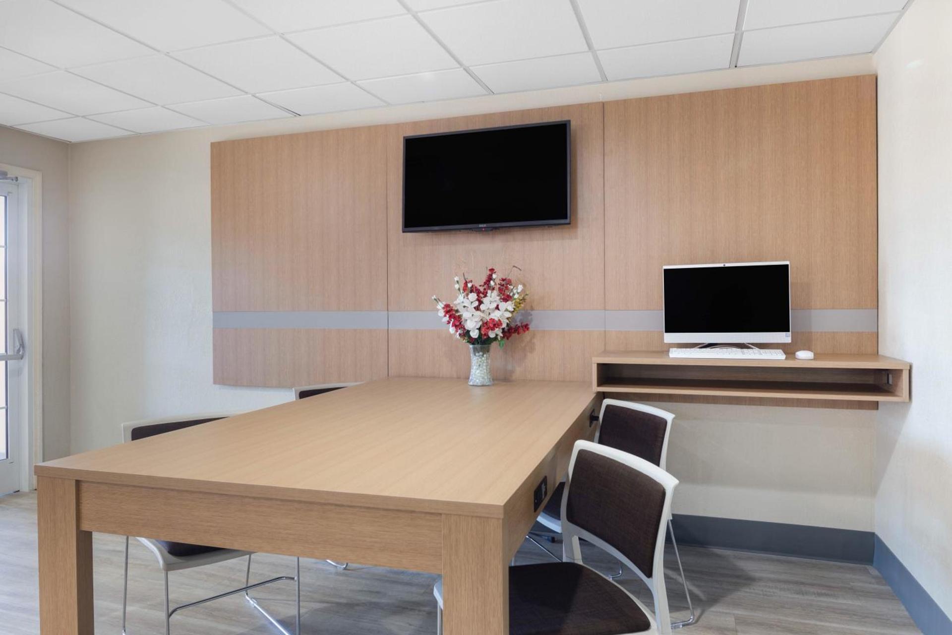 Microtel Inn & Suites by Wyndham Florence photo 18